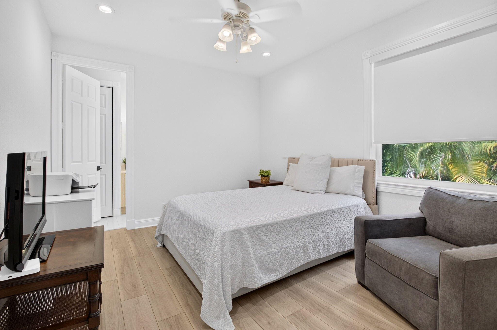 21861 Cypress Palm Court