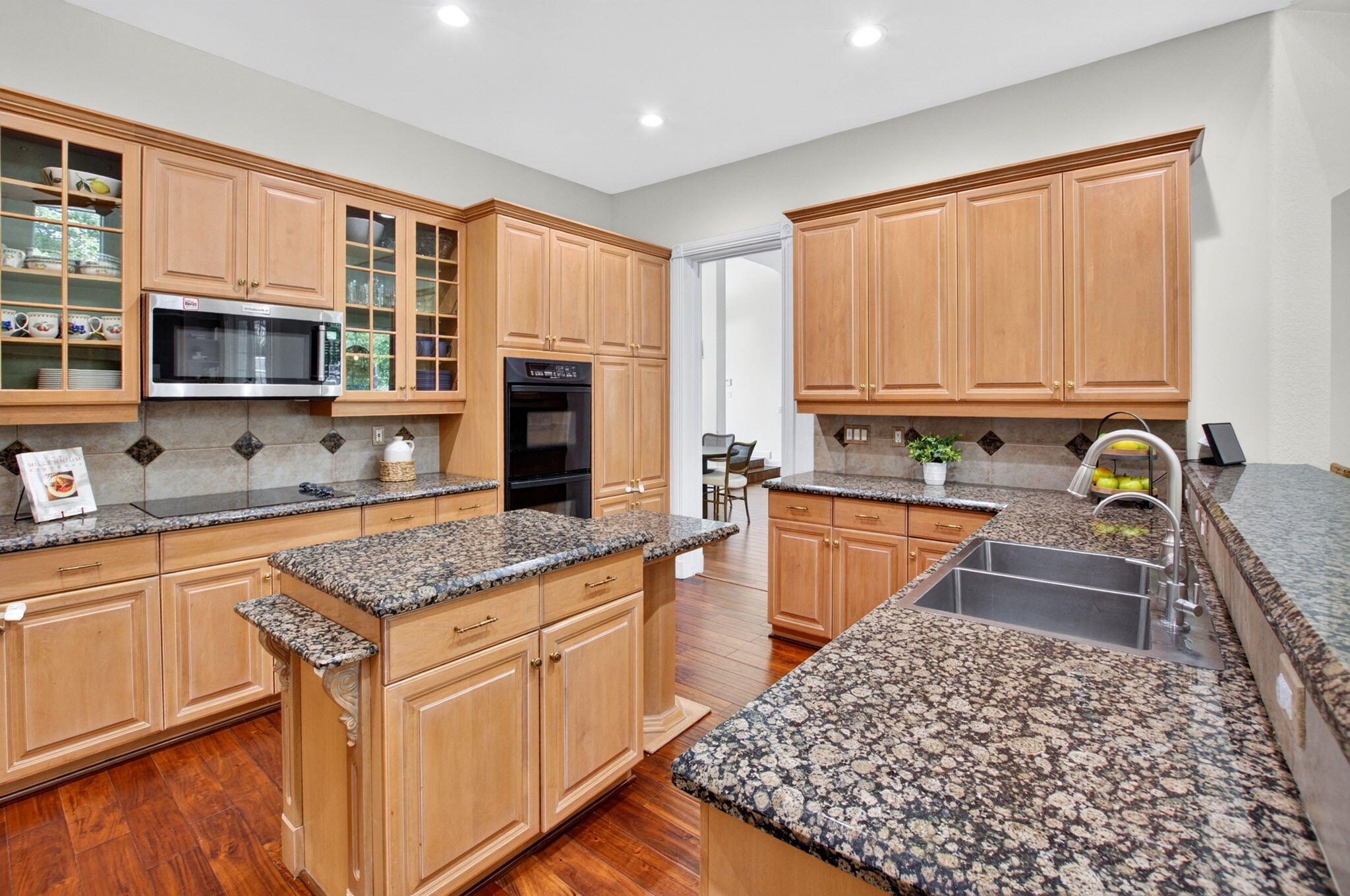 21861 Cypress Palm Court