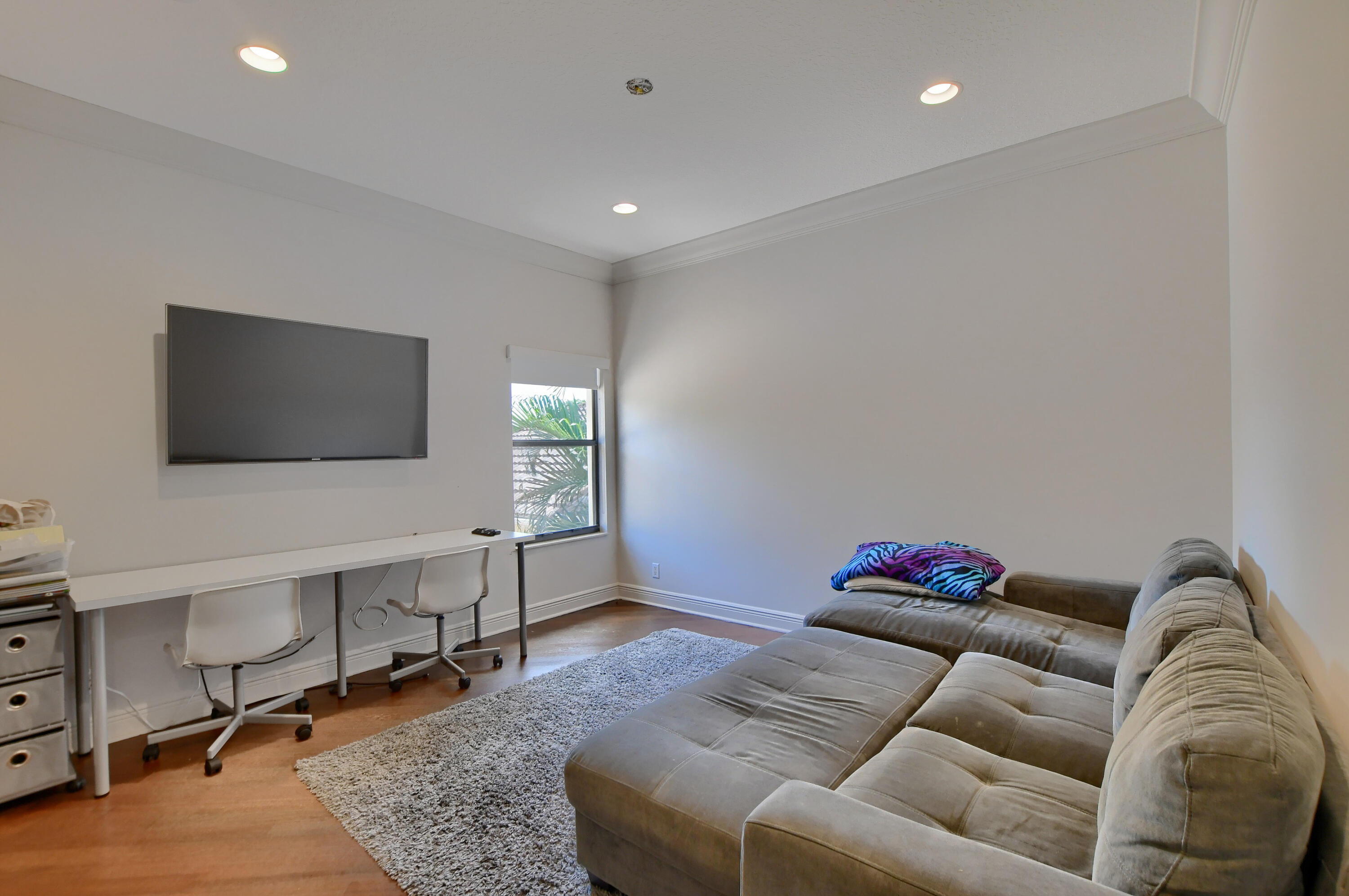 16202 Rosecroft Terrace