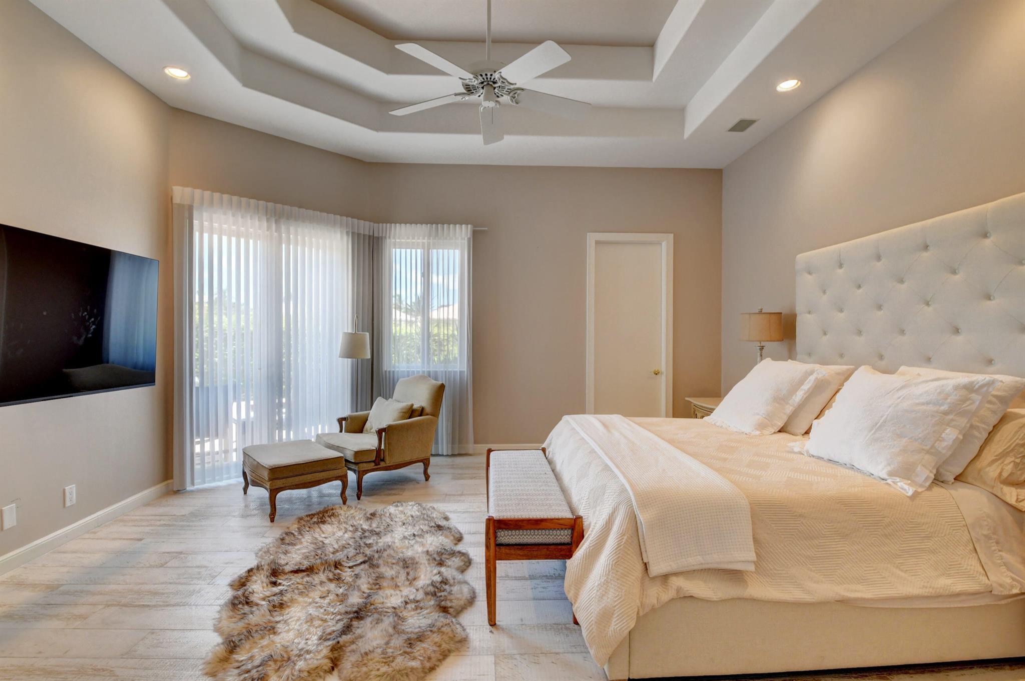 7021 Mallorca Crescent