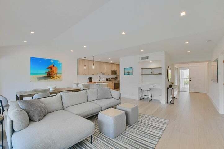 7369 Orangewood Lane 305