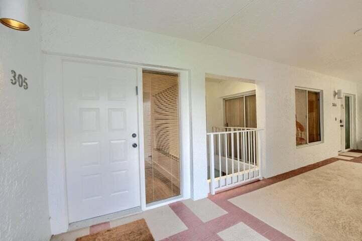 7369 Orangewood Lane 305