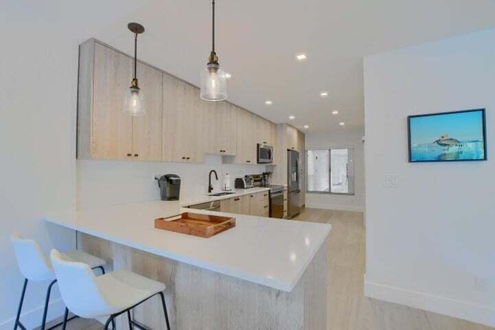 7369 Orangewood Lane 305