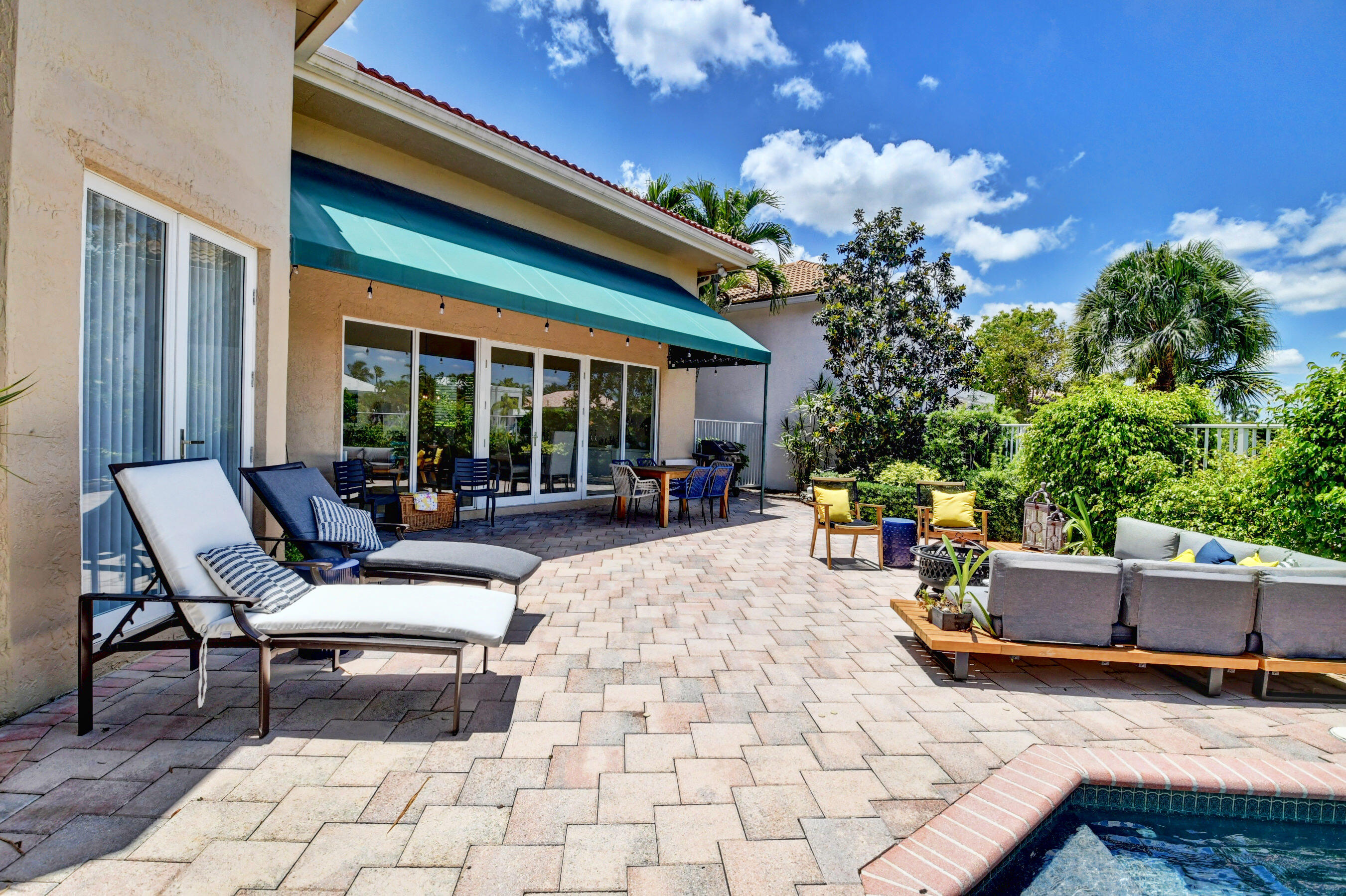 7021 Mallorca Crescent