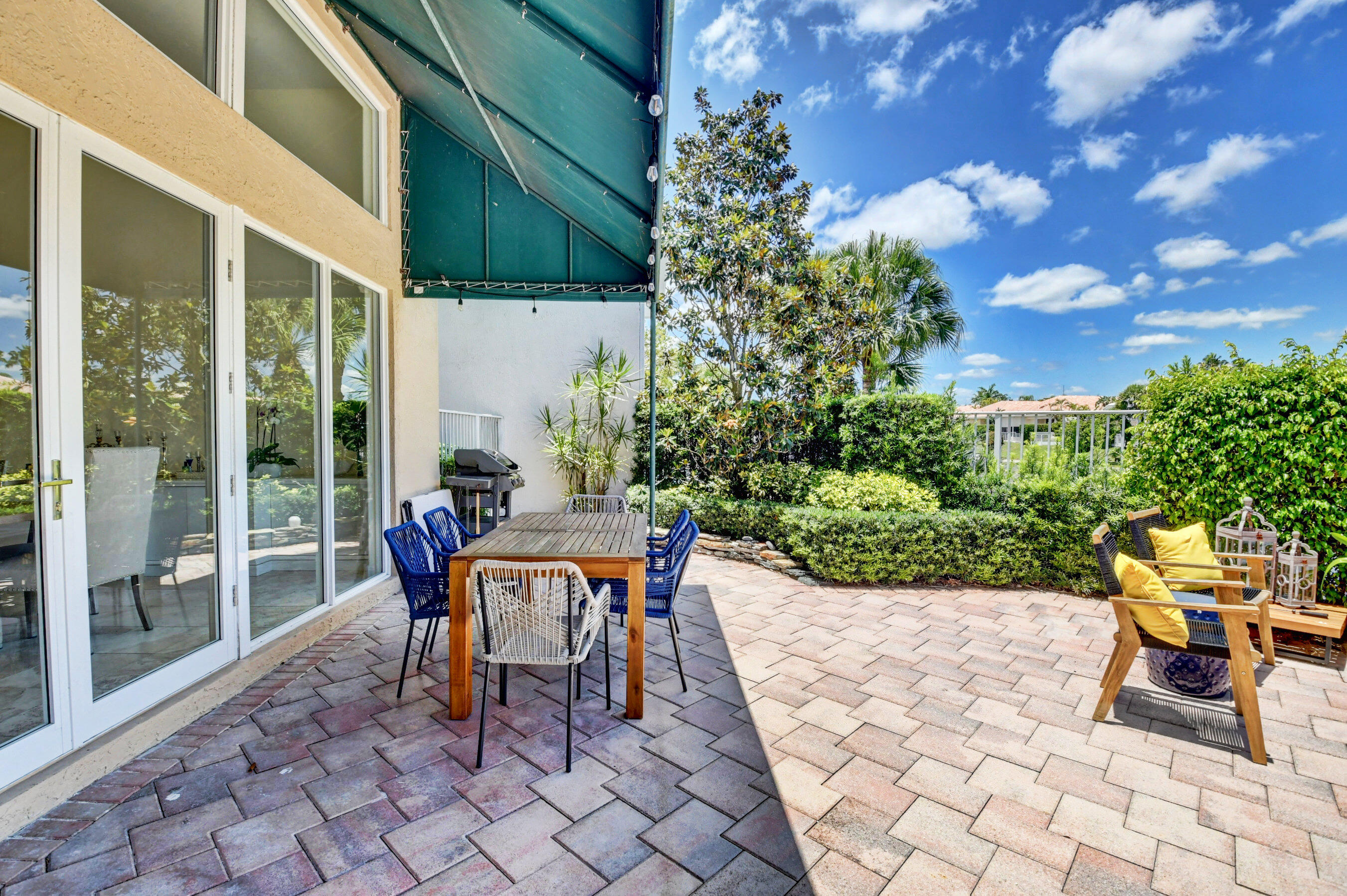 7021 Mallorca Crescent