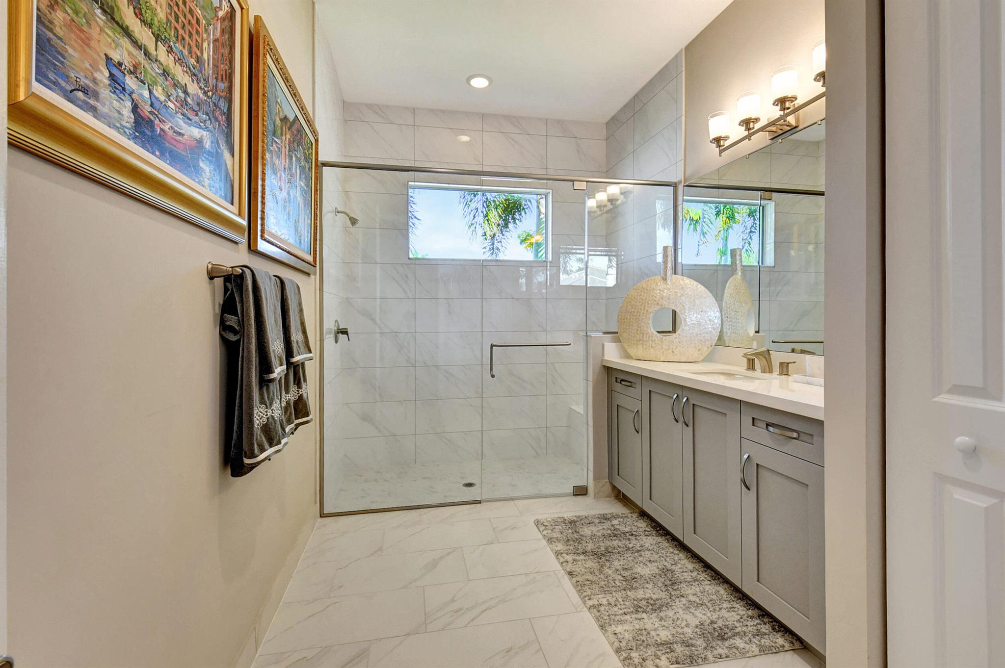 9321 Seahorse Bay Drive