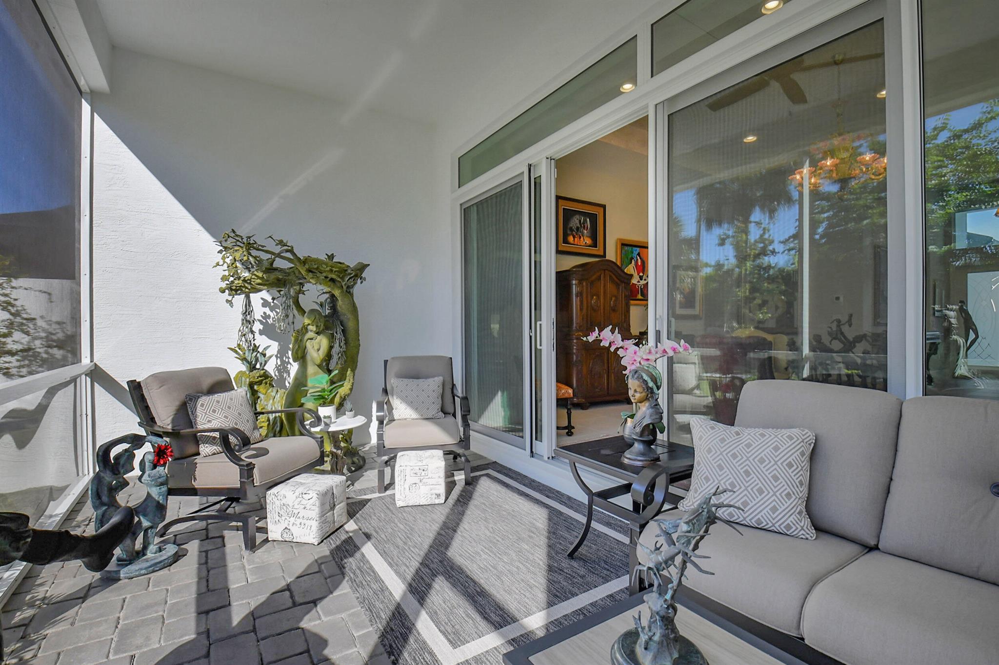 9321 Seahorse Bay Drive