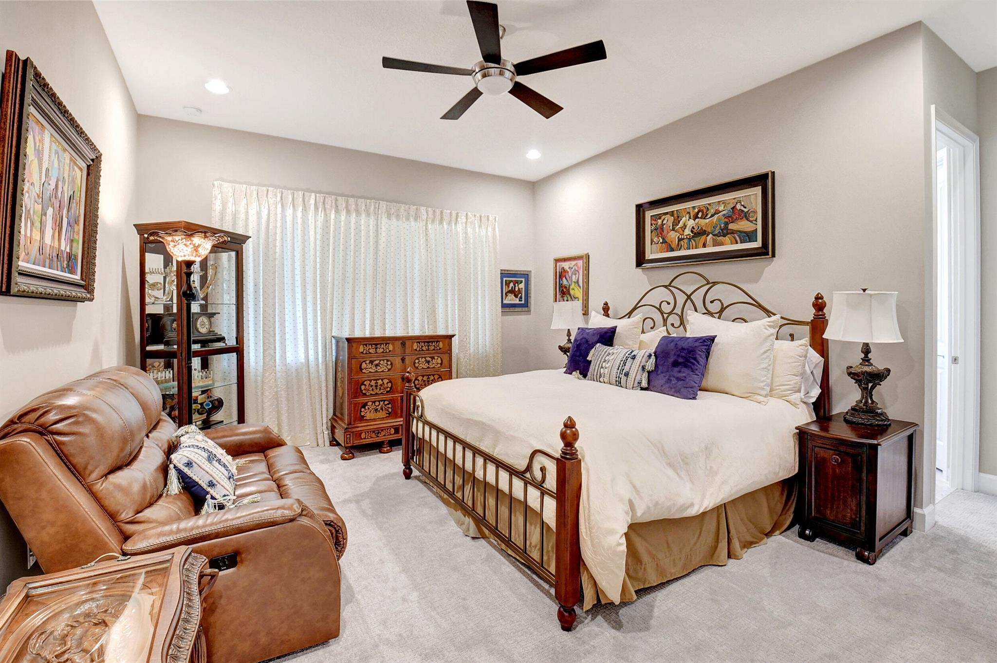9321 Seahorse Bay Drive