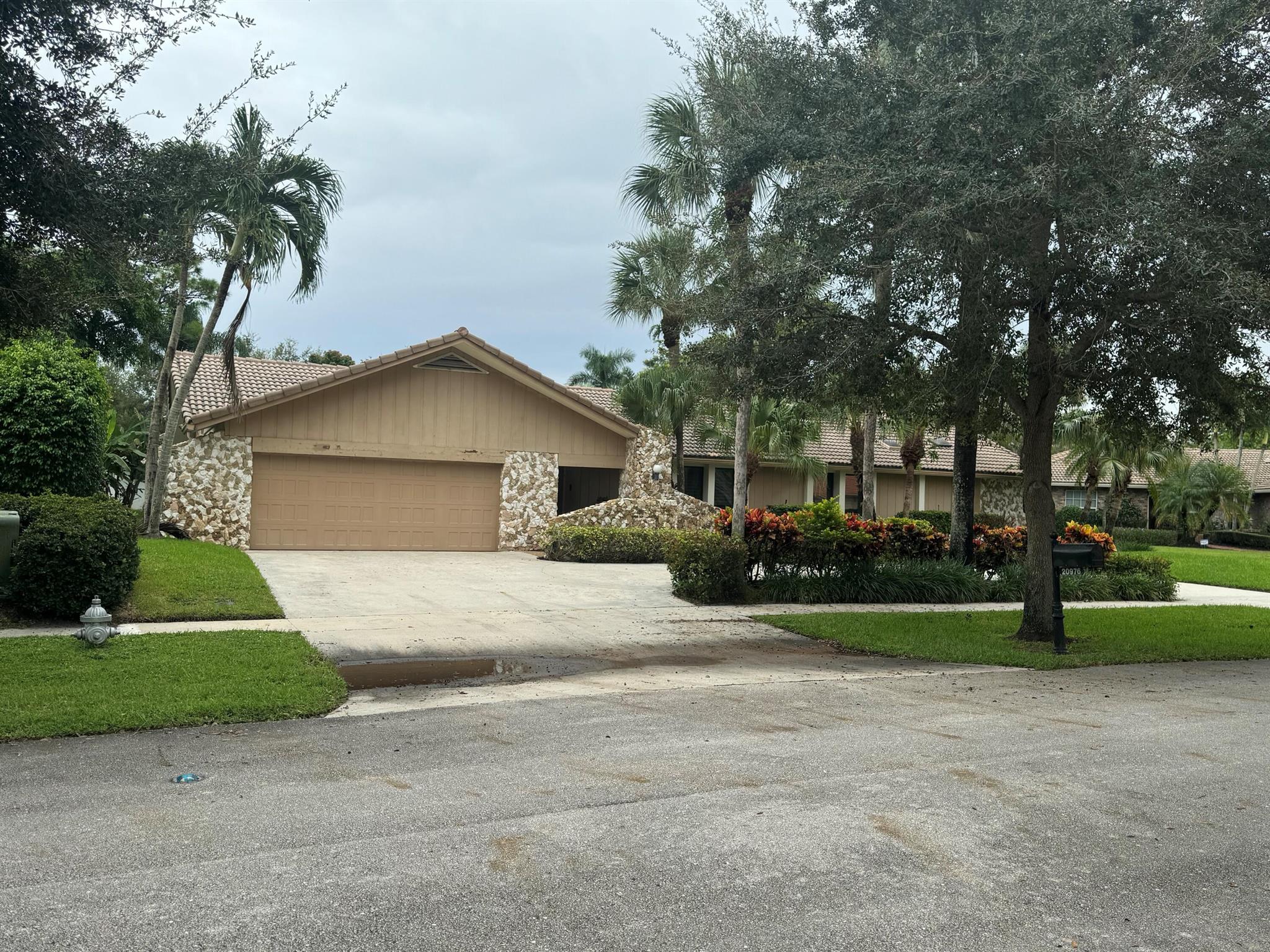 20976 Cipres Way