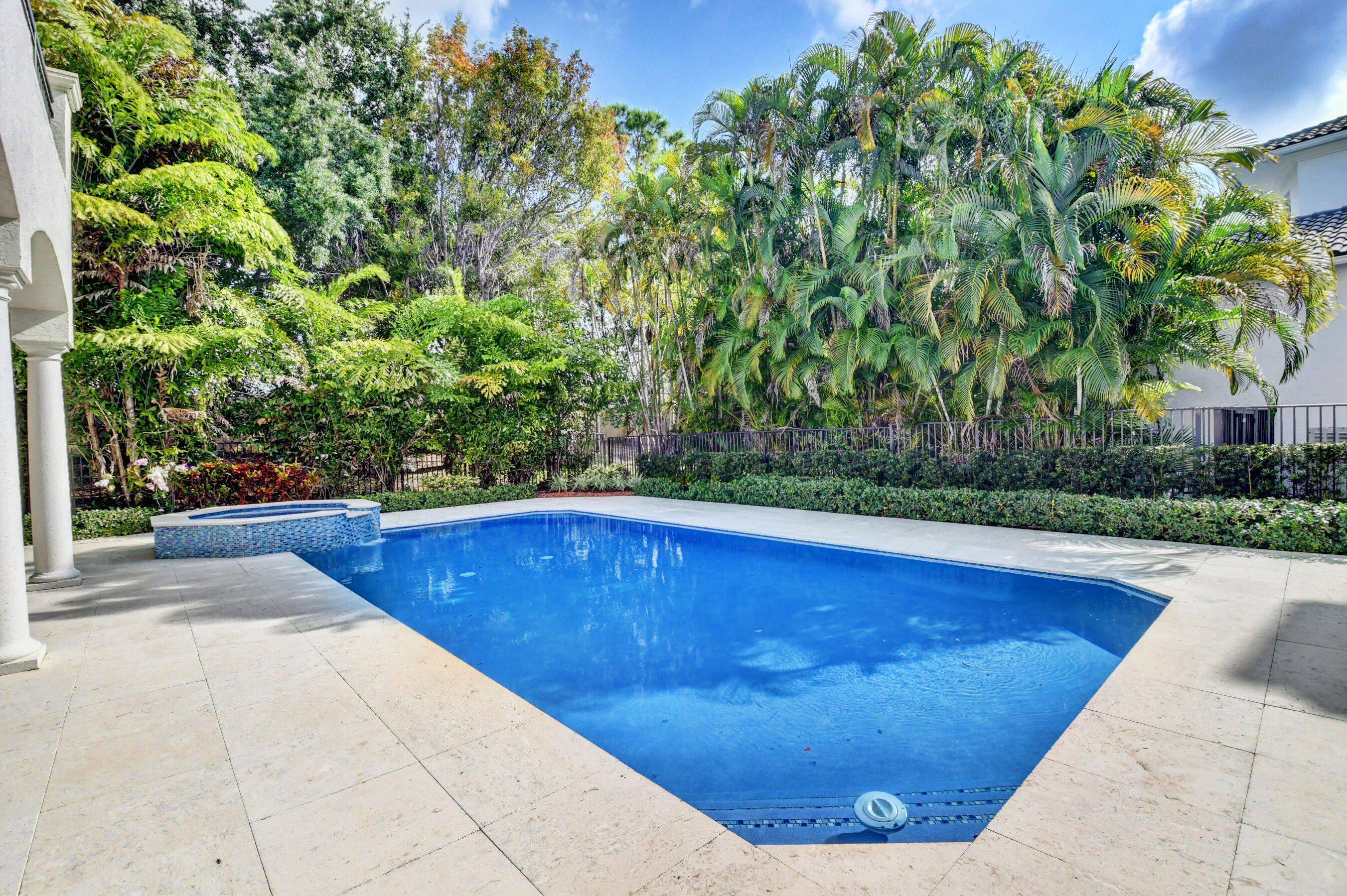 17721 Middlebrook Way