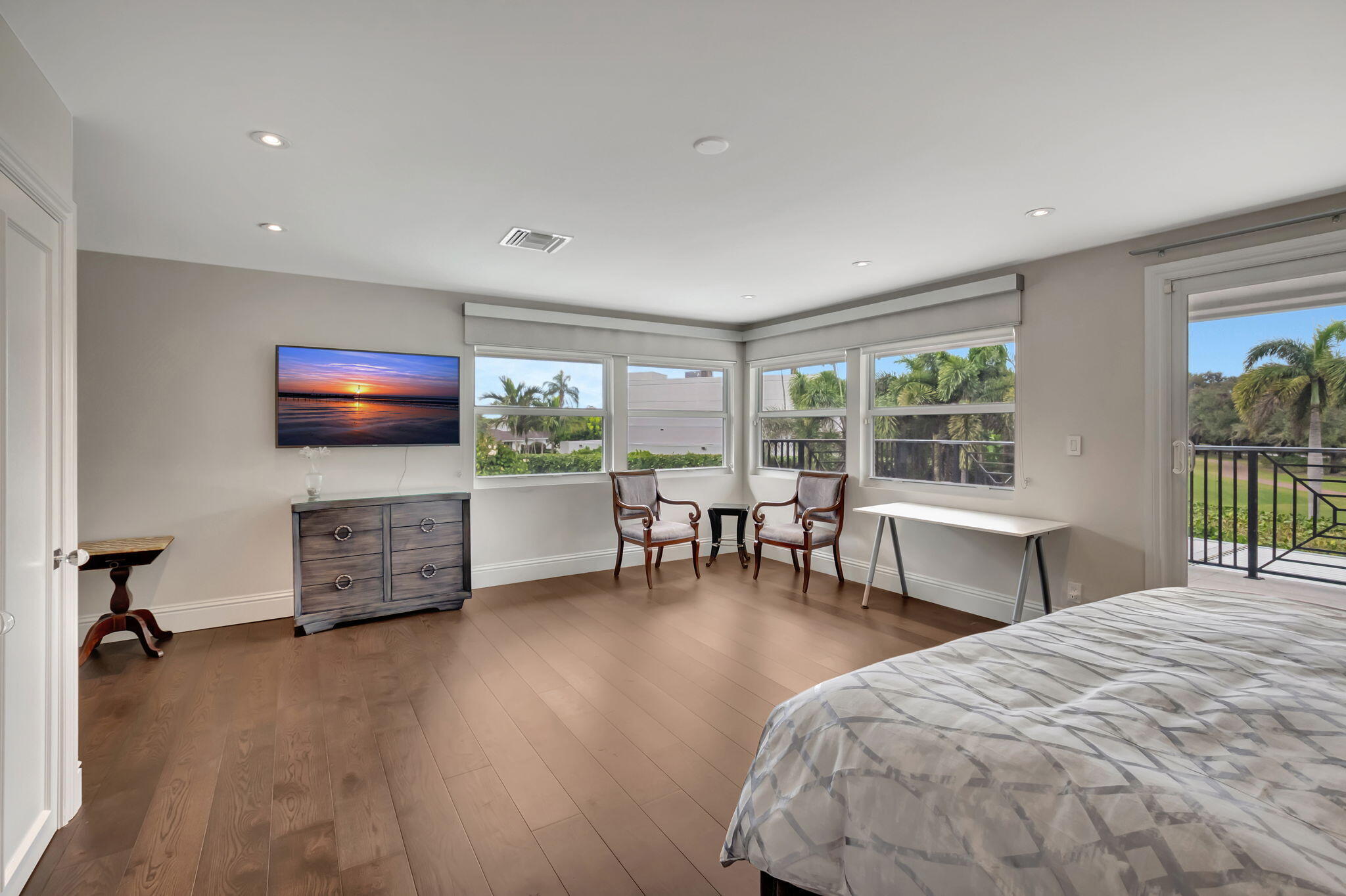 7155 Mandarin Drive