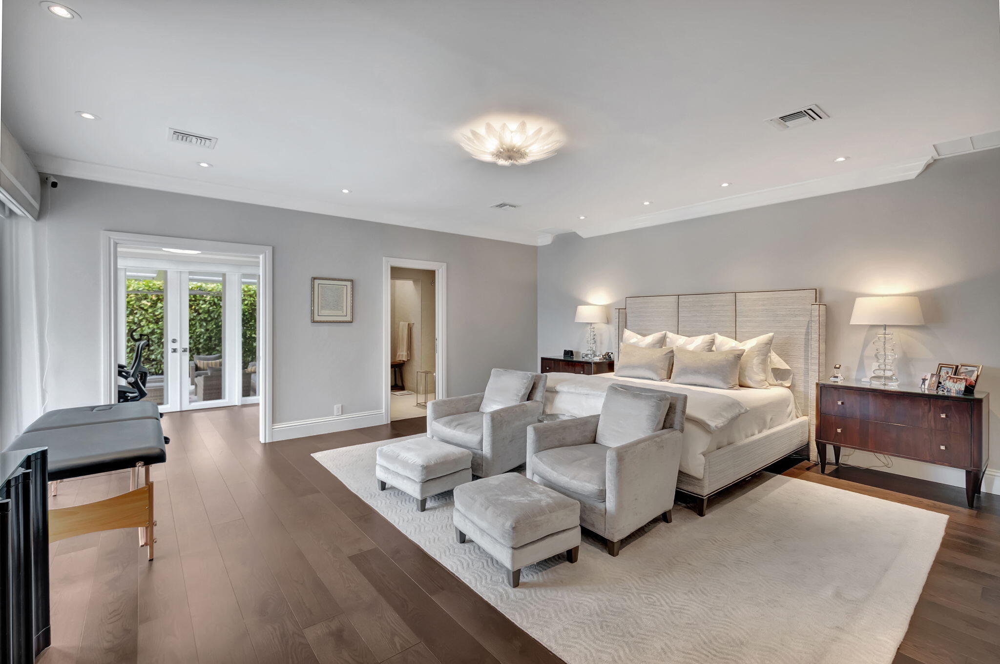7155 Mandarin Drive