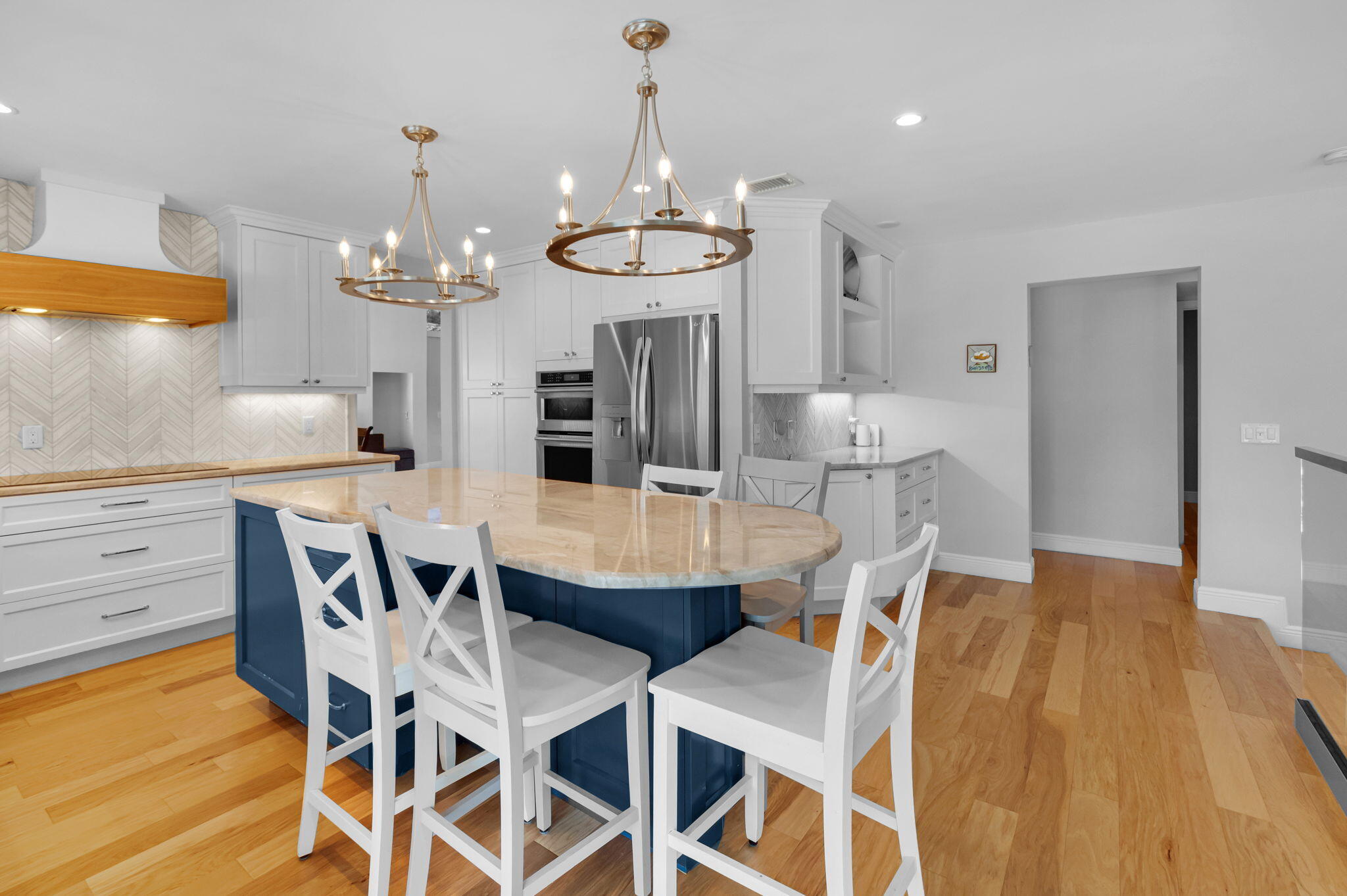 6851 Giralda Circle