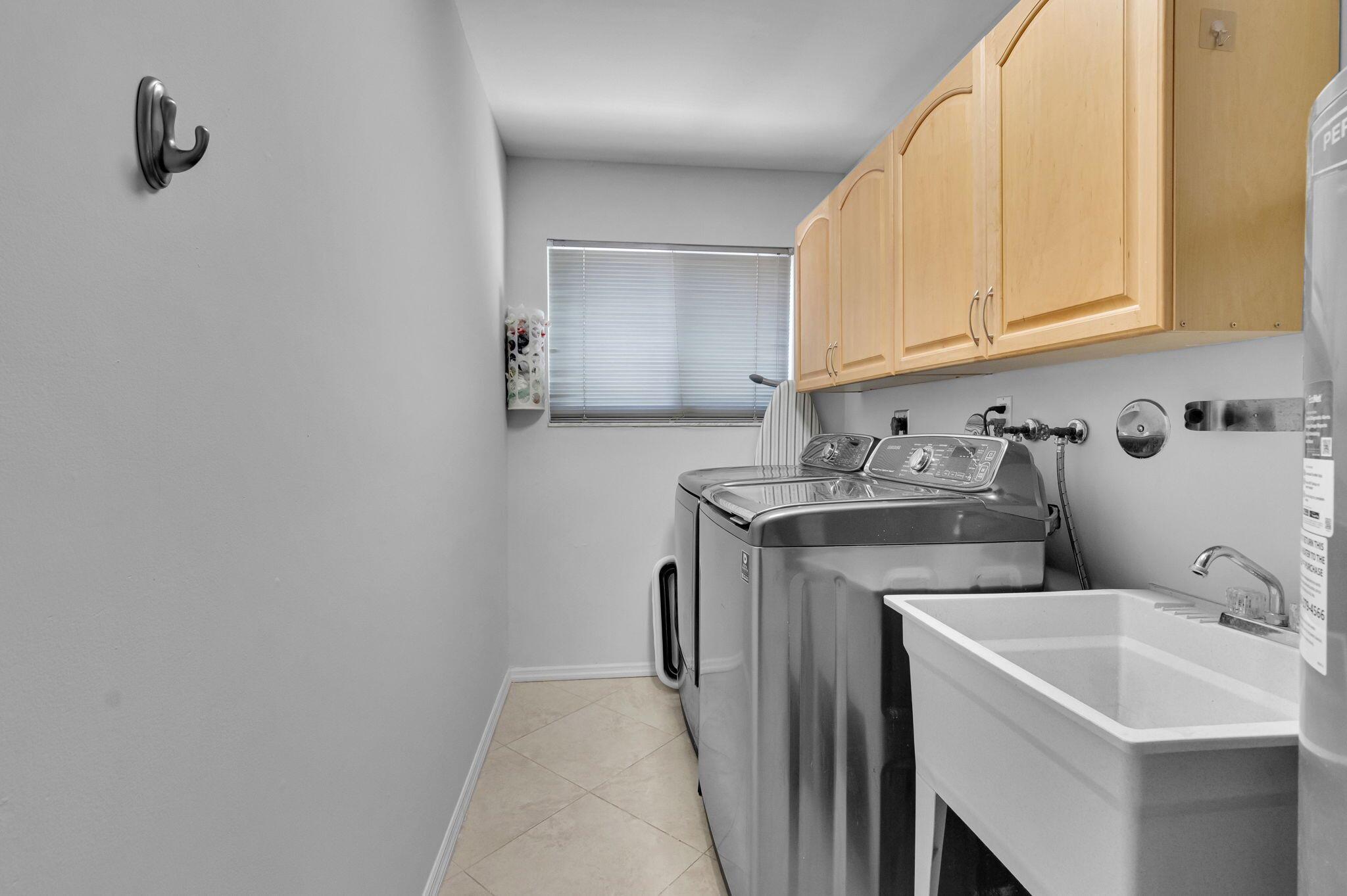 6851 Giralda Circle