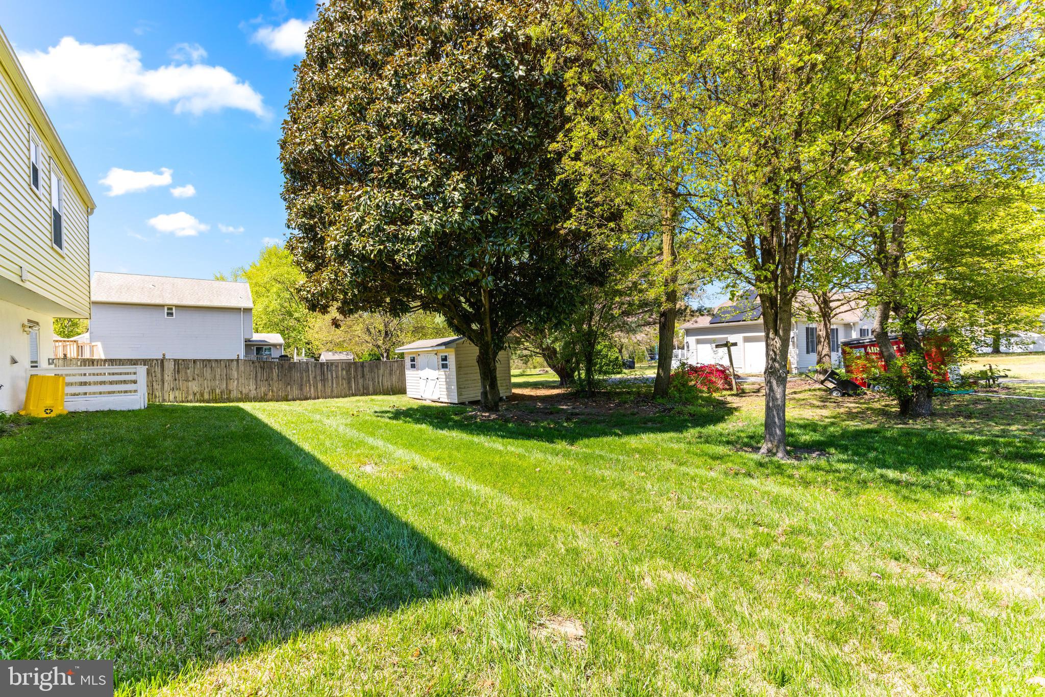 302 Nature Walk Ln