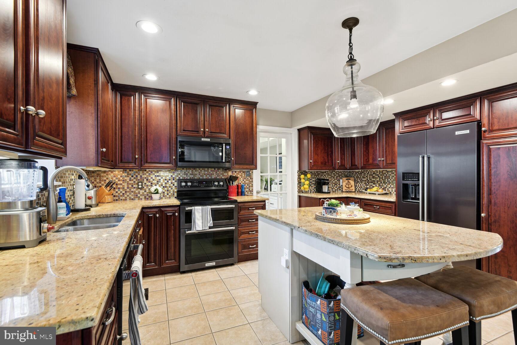 144 Wild Oak Rd