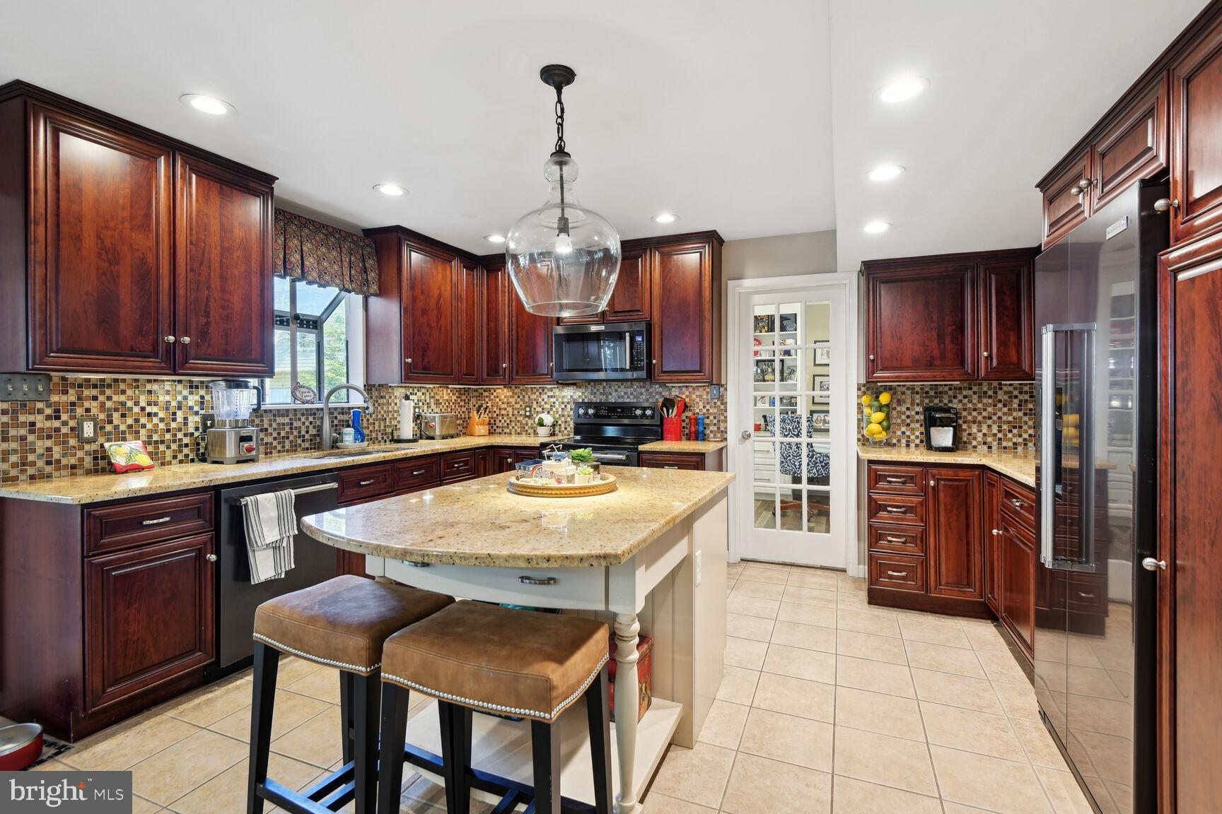 144 Wild Oak Rd