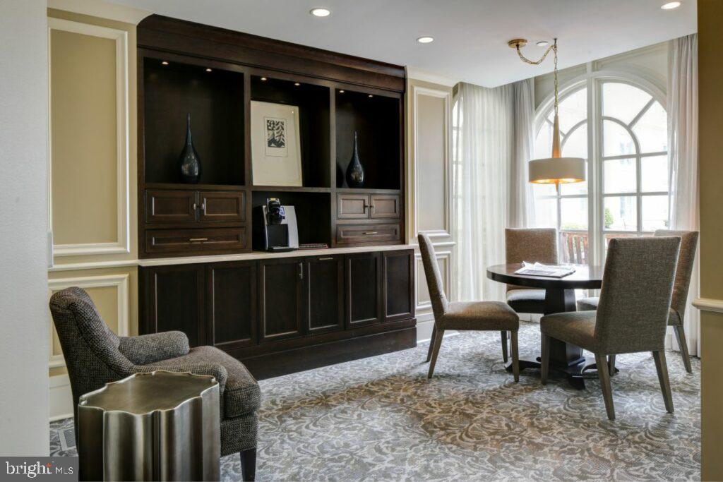 5 Park Pl #532