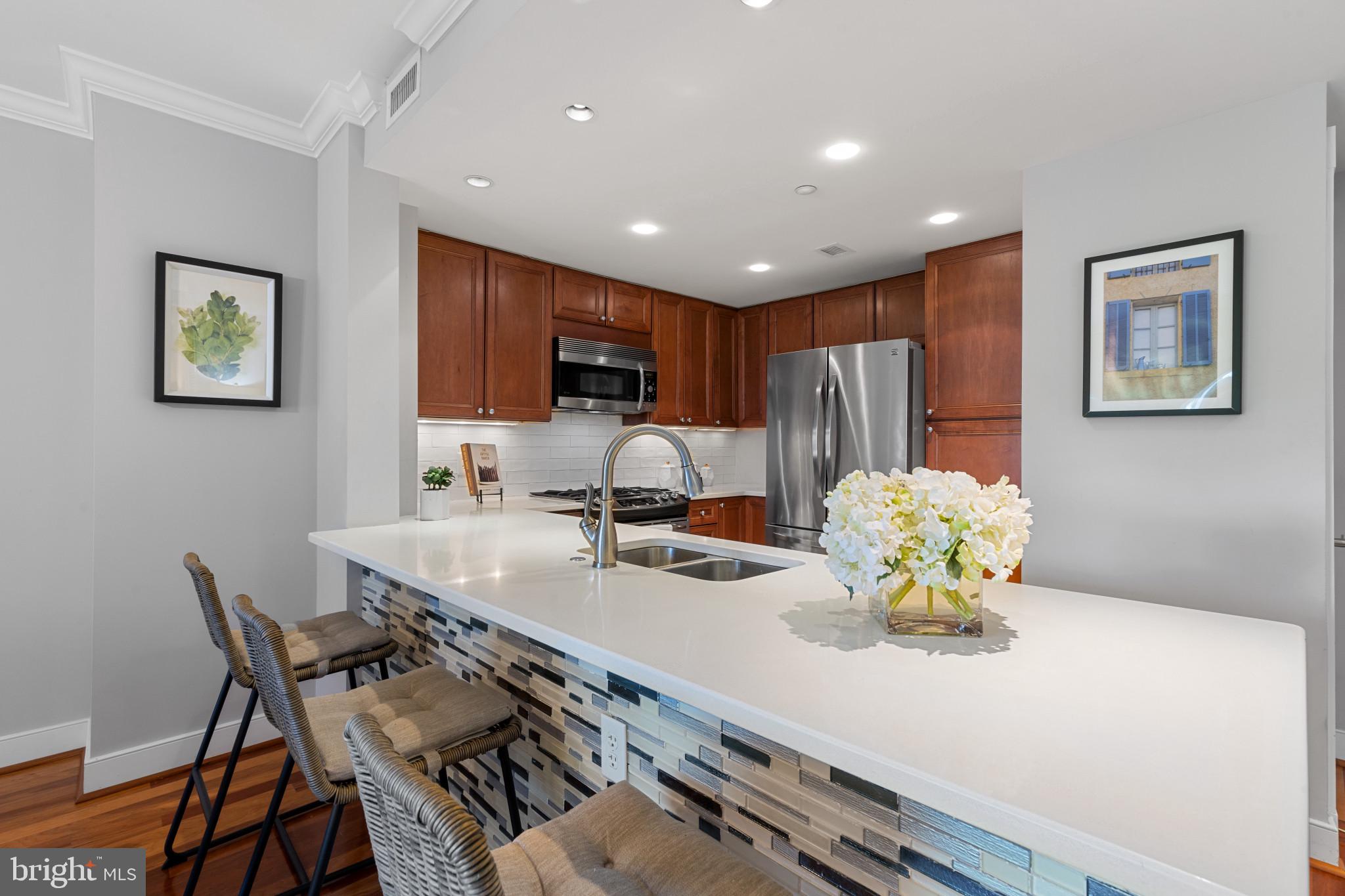 5 Park Pl #532