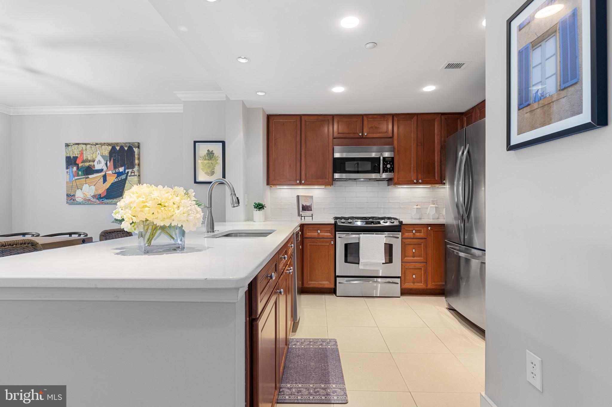 5 Park Pl #532