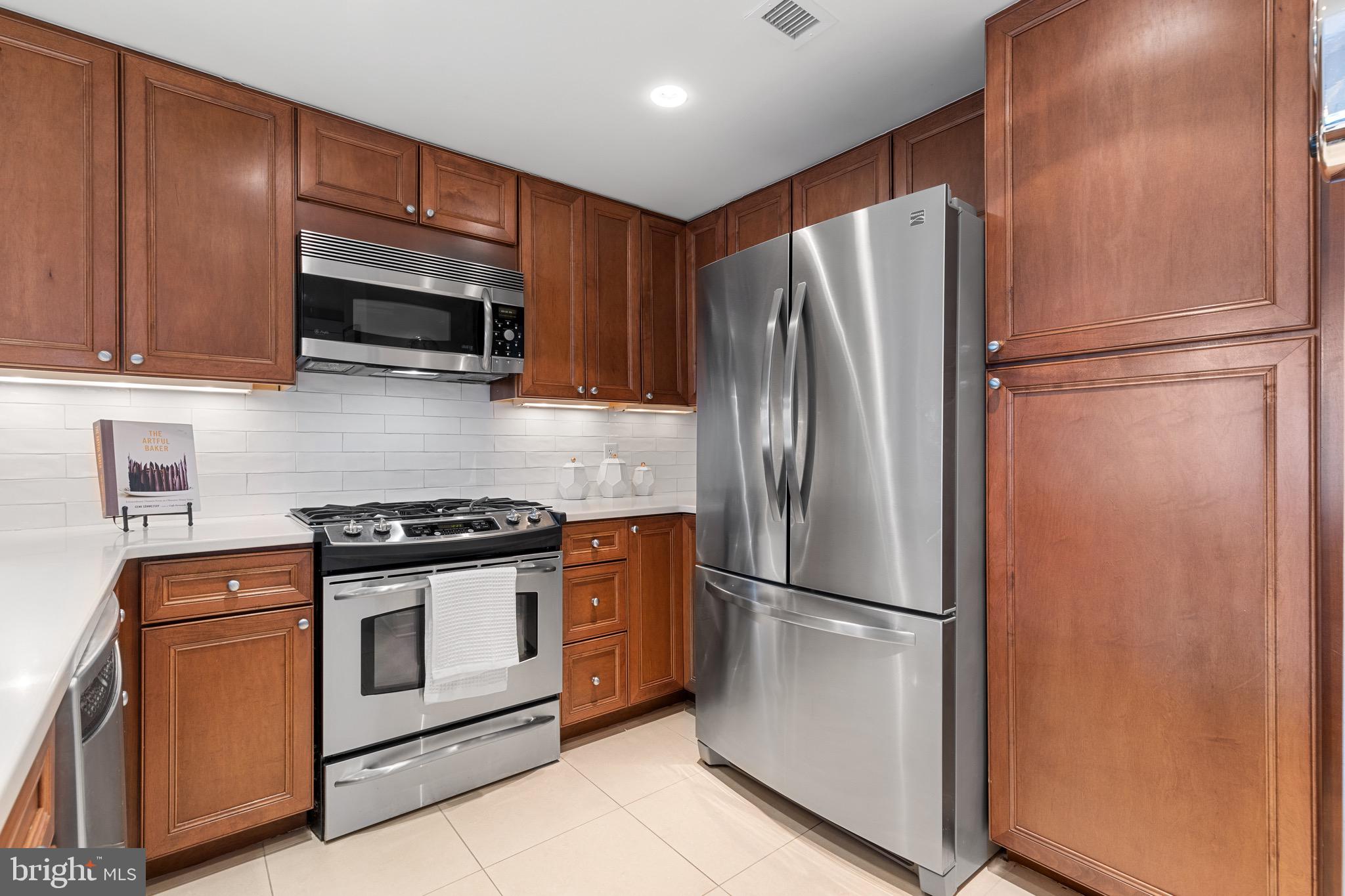 5 Park Pl #532