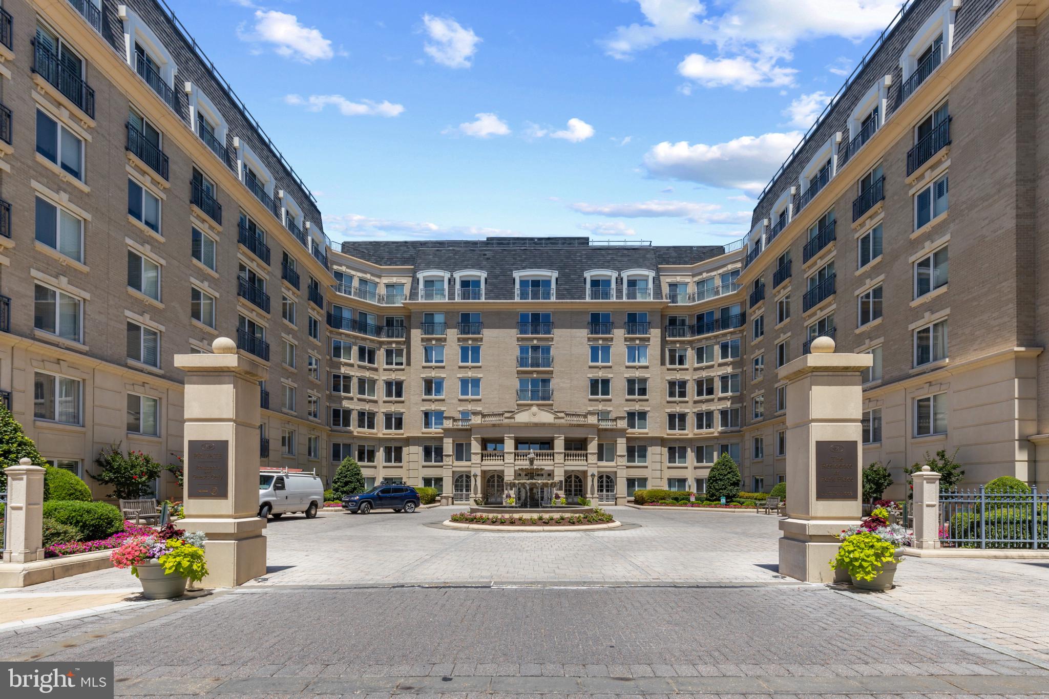 5 Park Pl #532