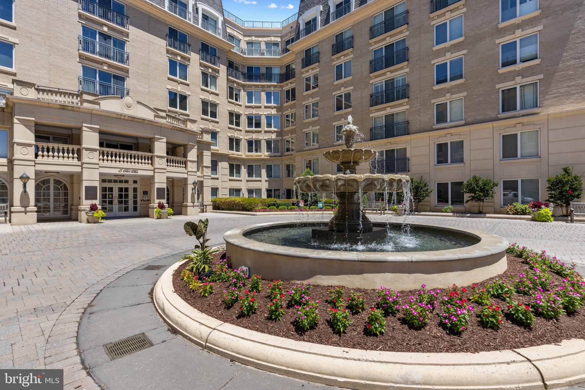 5 Park Pl #532