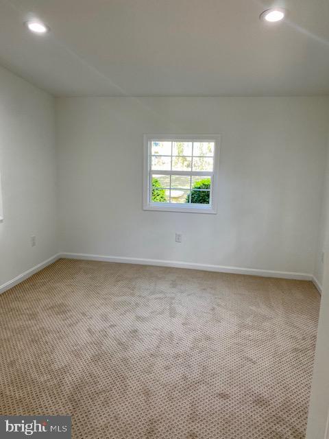 296 BERKELEY DR