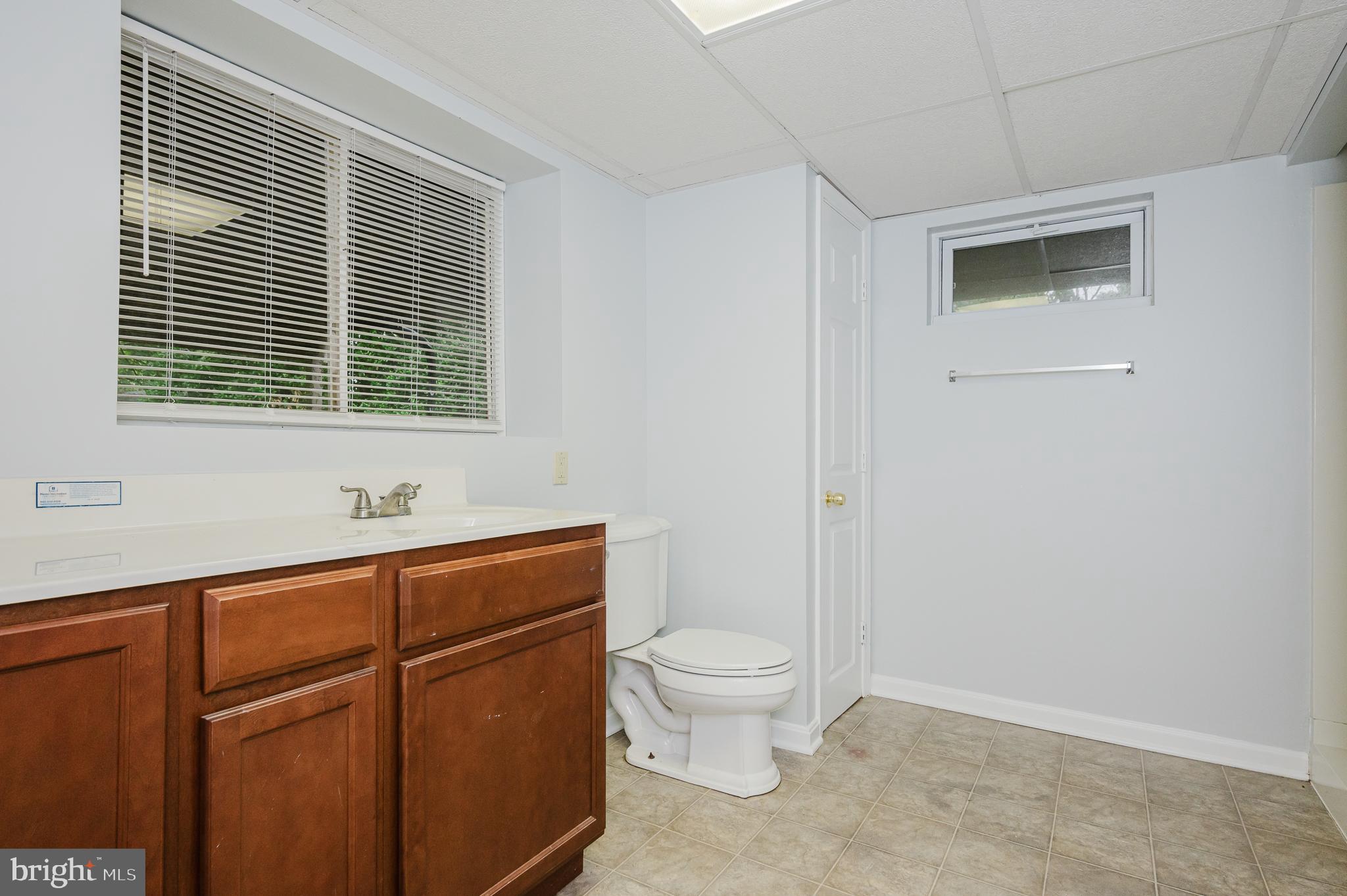 557 Sunset Knoll Rd