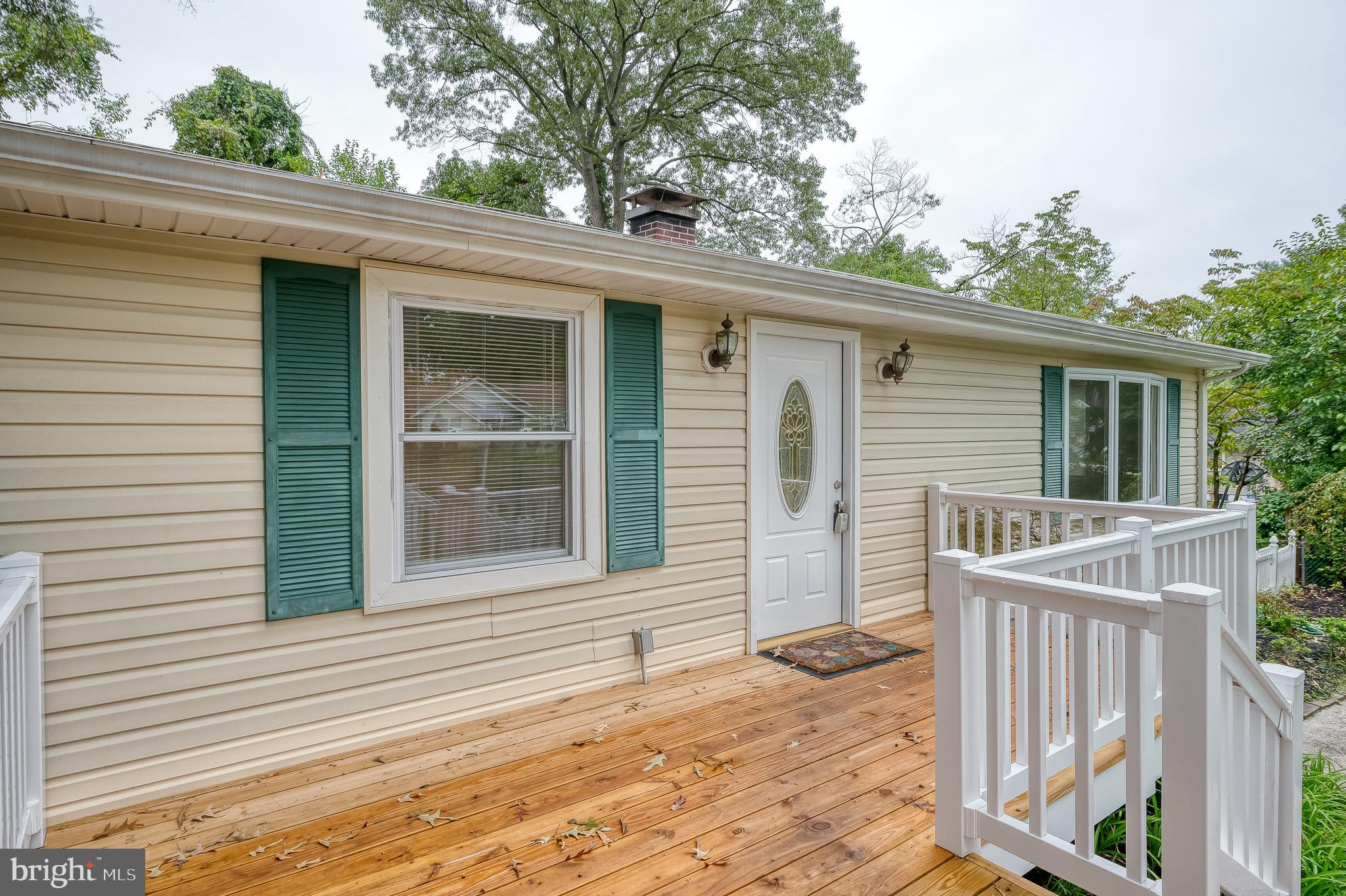 557 Sunset Knoll Rd