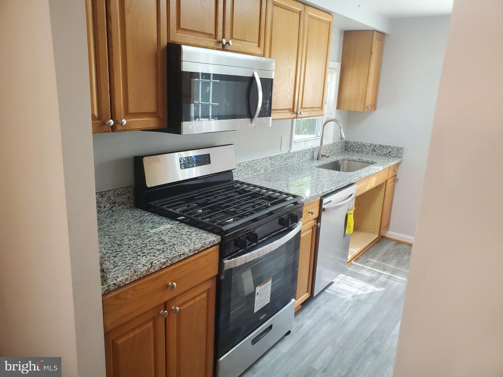 557 Sunset Knoll Rd