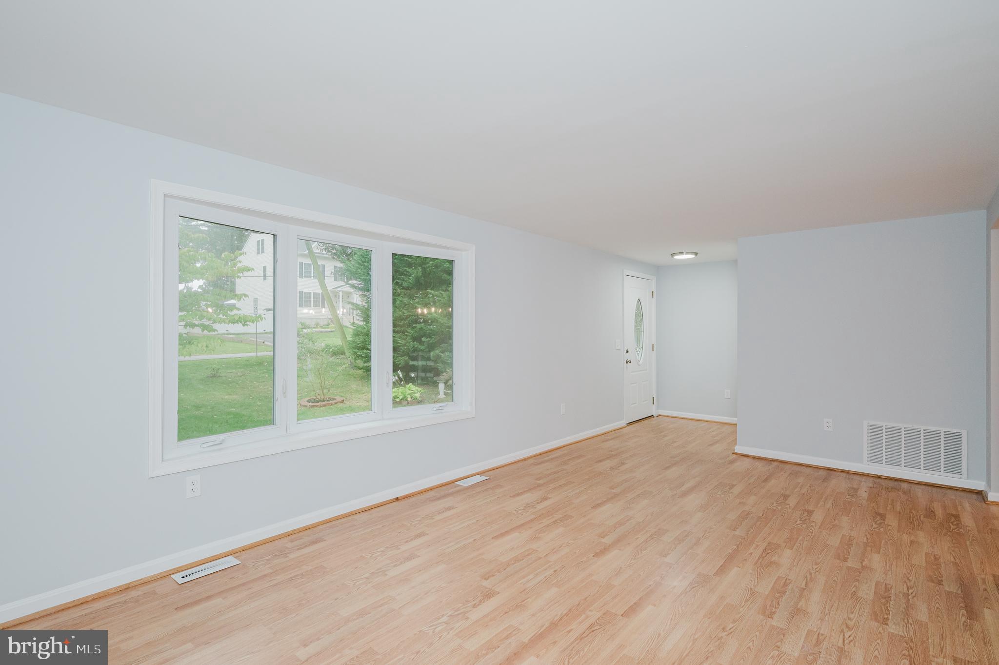 557 Sunset Knoll Rd