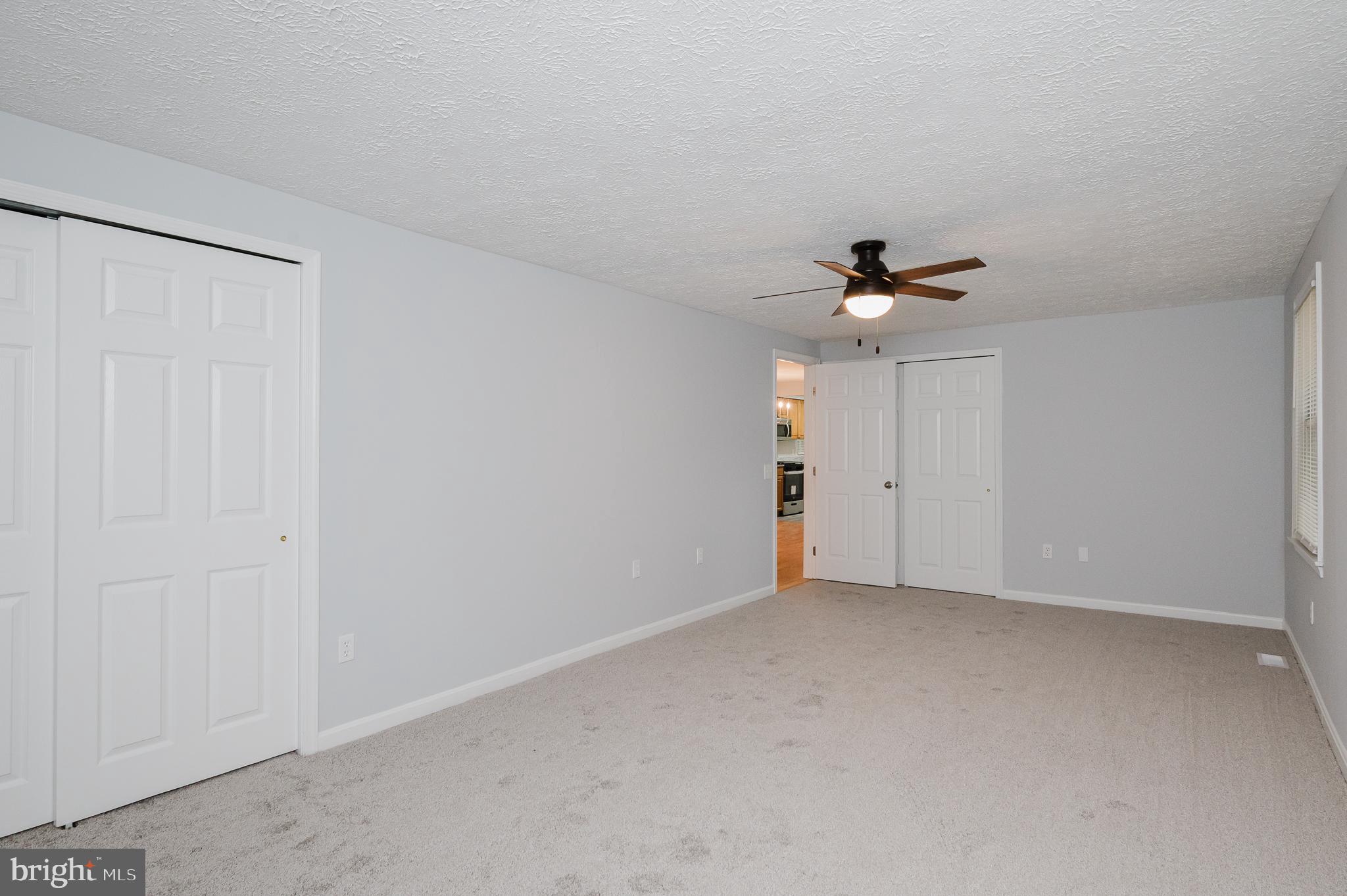 557 Sunset Knoll Rd
