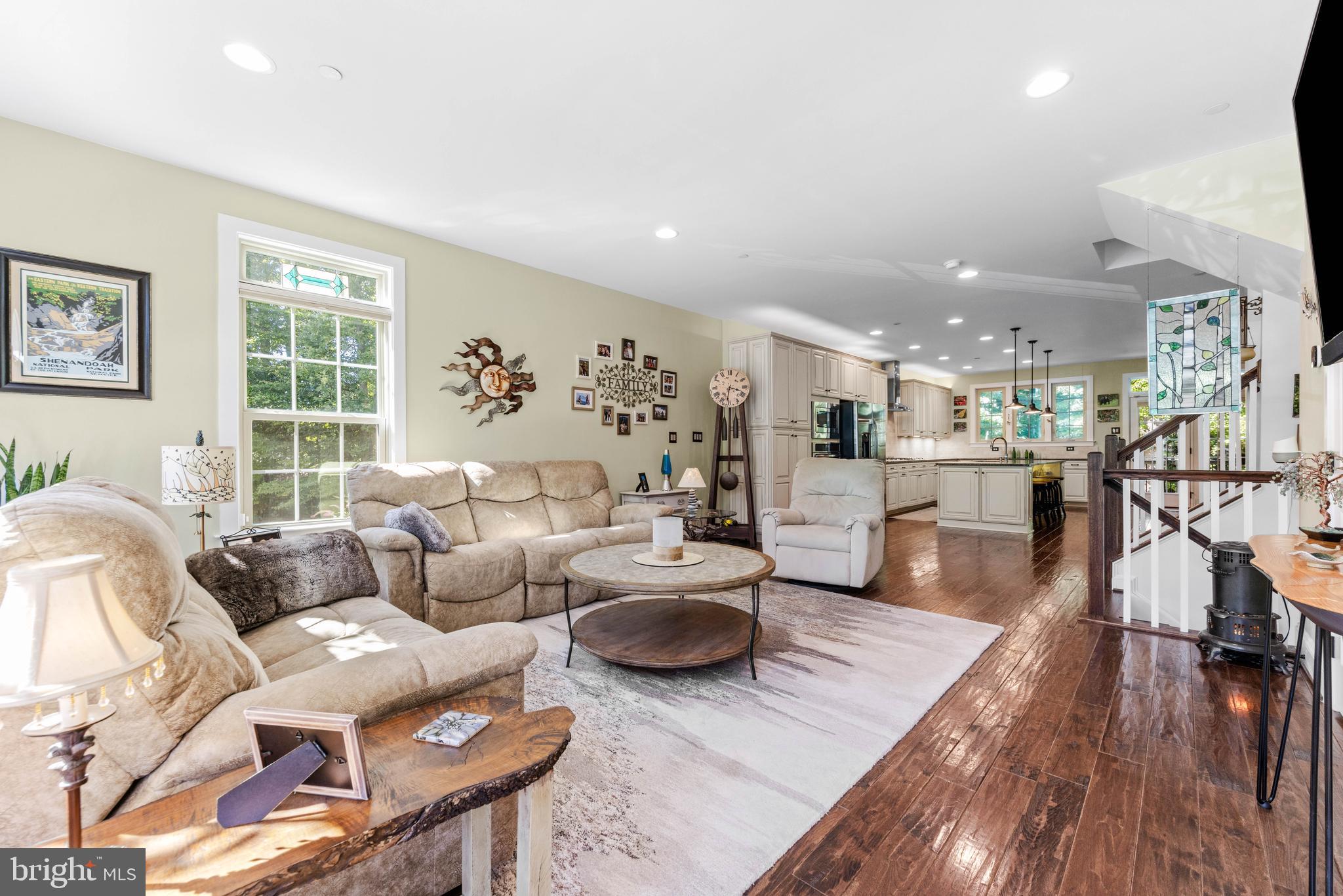 2662 Richmond Way