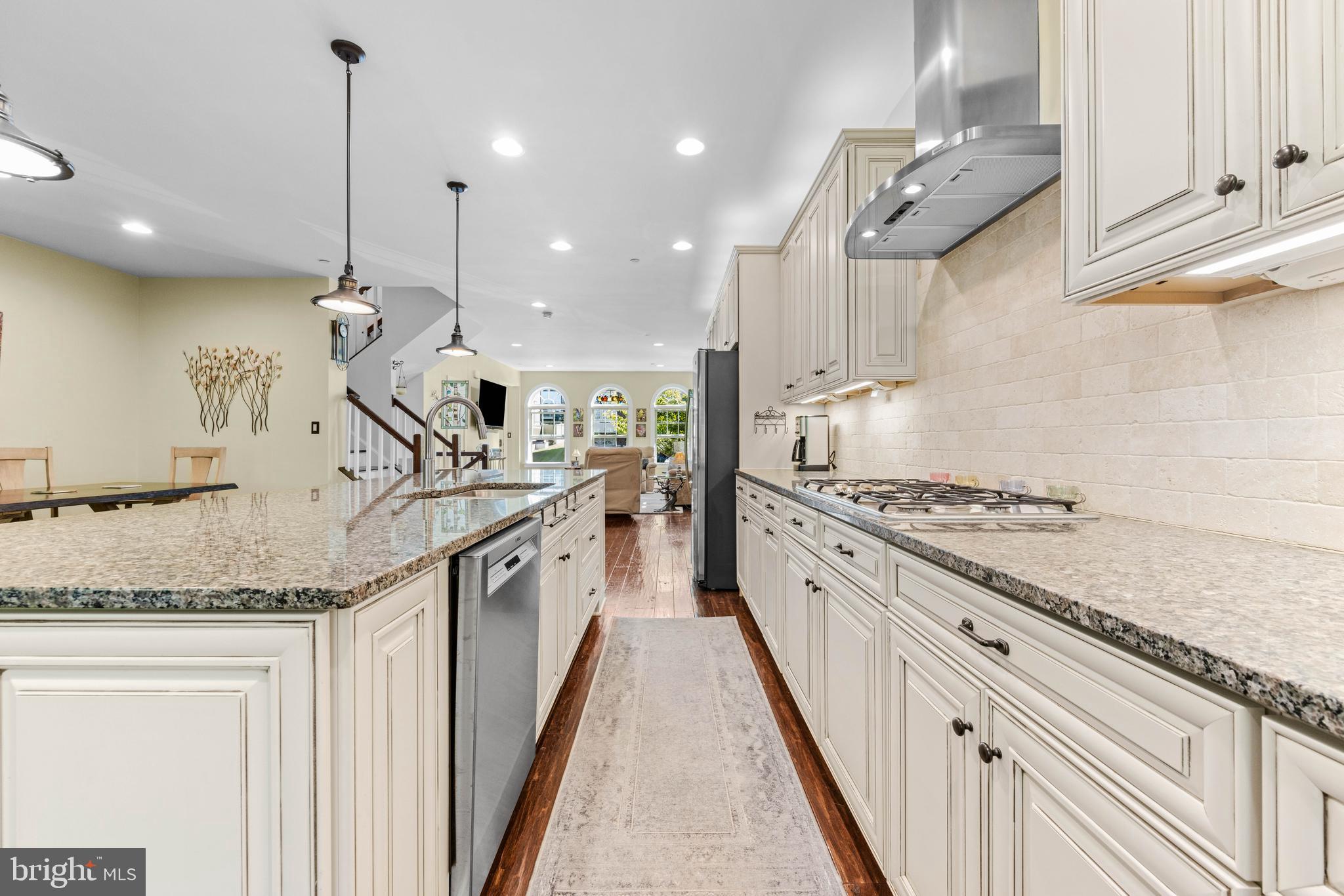 2662 Richmond Way