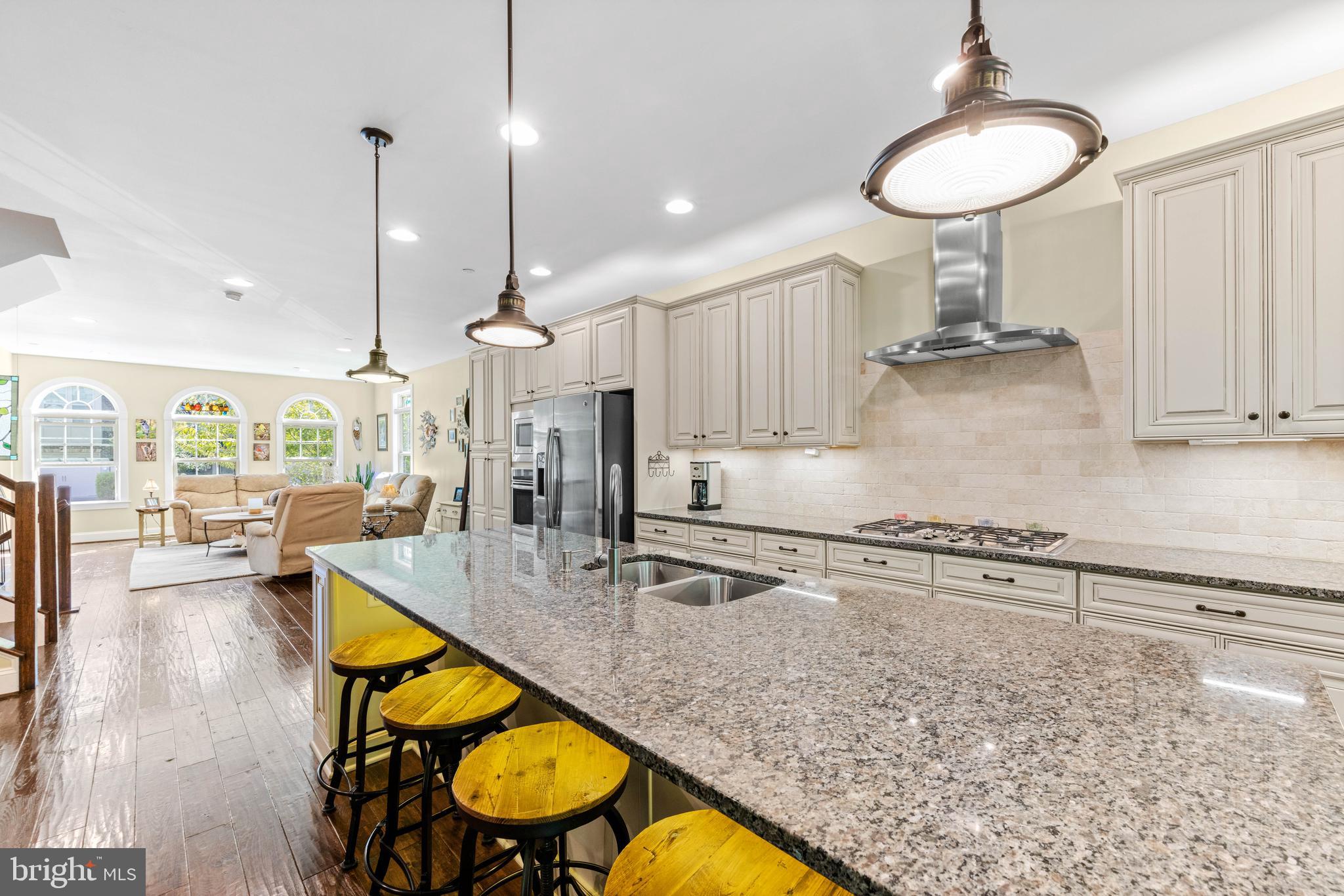 2662 Richmond Way