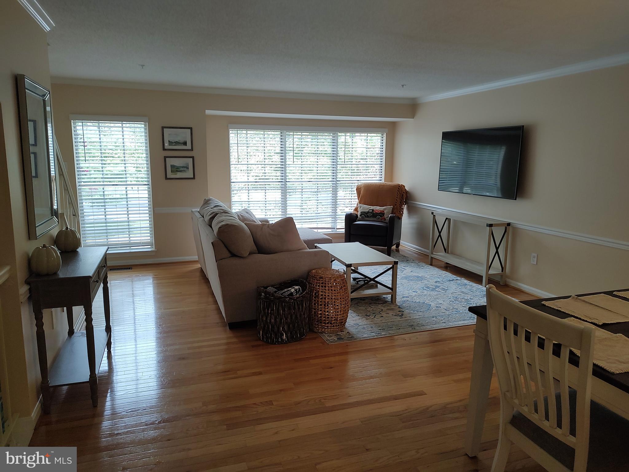 2595 Ambling Cir