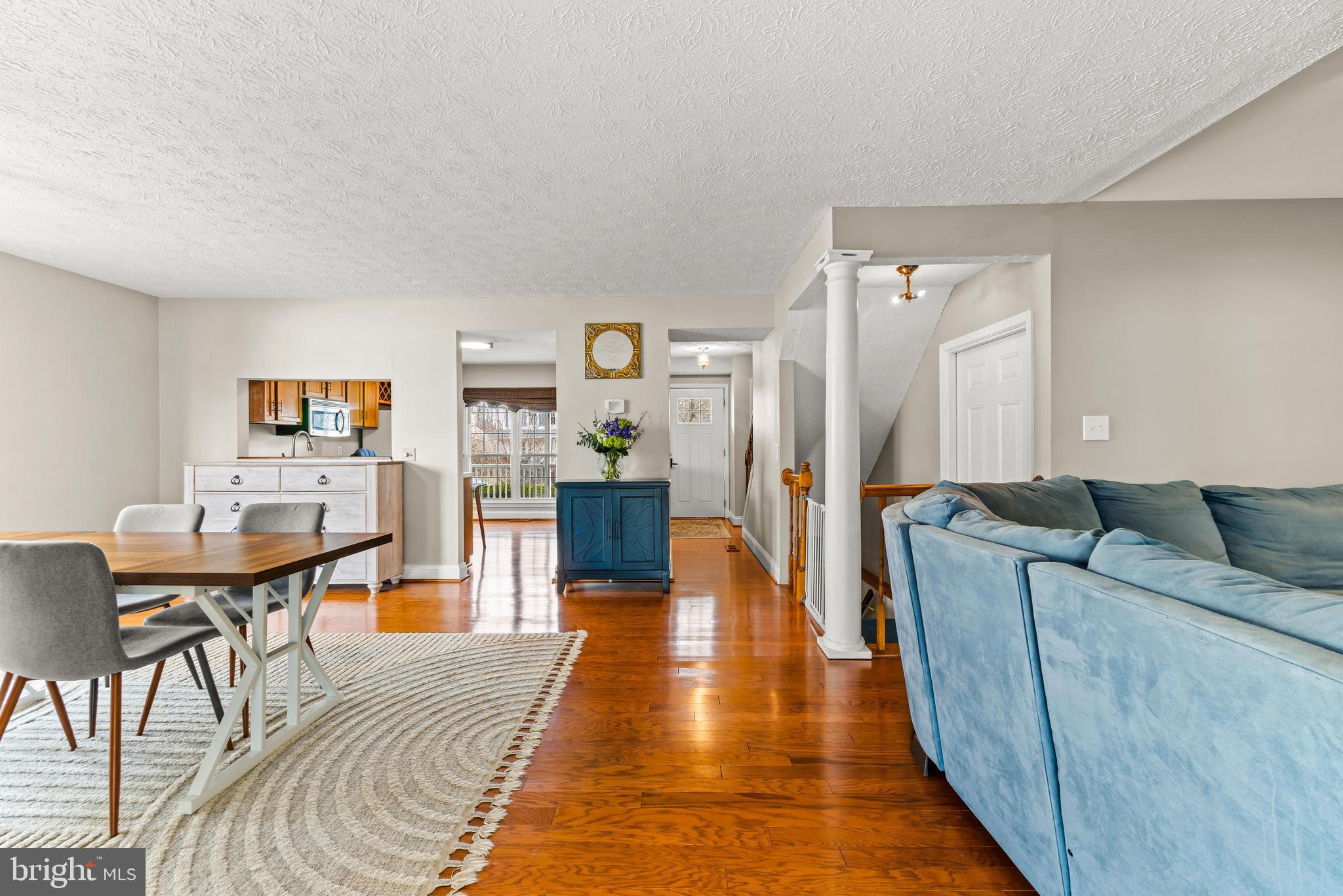 7946 Cobbler Ln