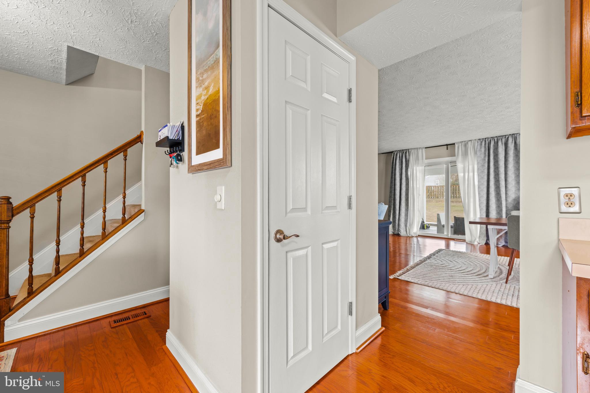 7946 Cobbler Ln