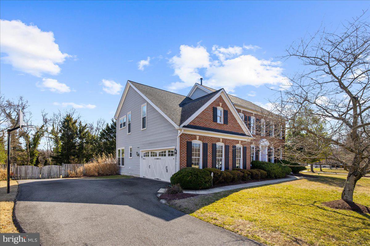 147 Longfellow Dr