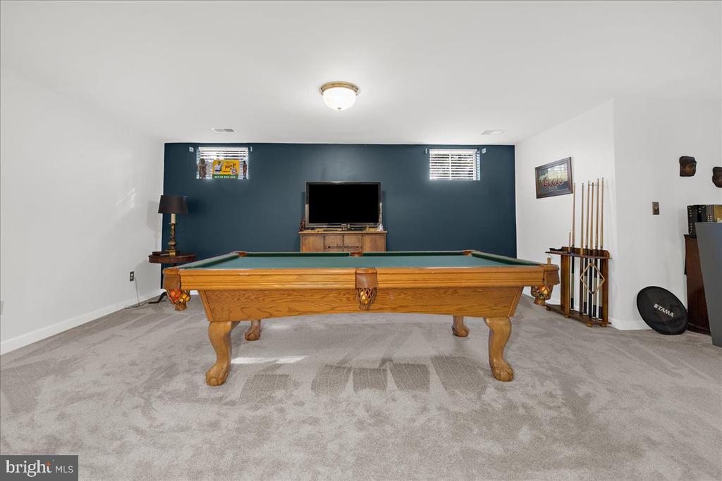 147 Longfellow Dr