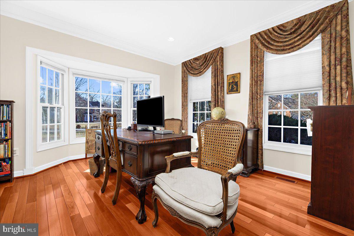 147 Longfellow Dr