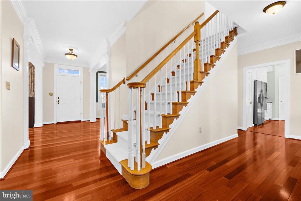147 Longfellow Dr