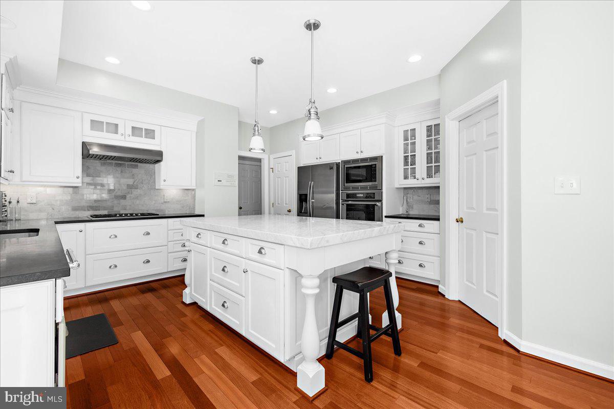 147 Longfellow Dr