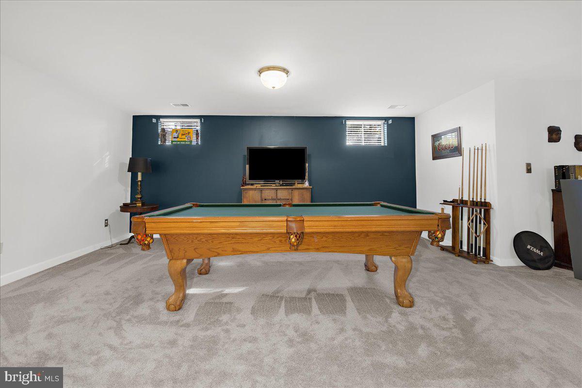 147 Longfellow Dr
