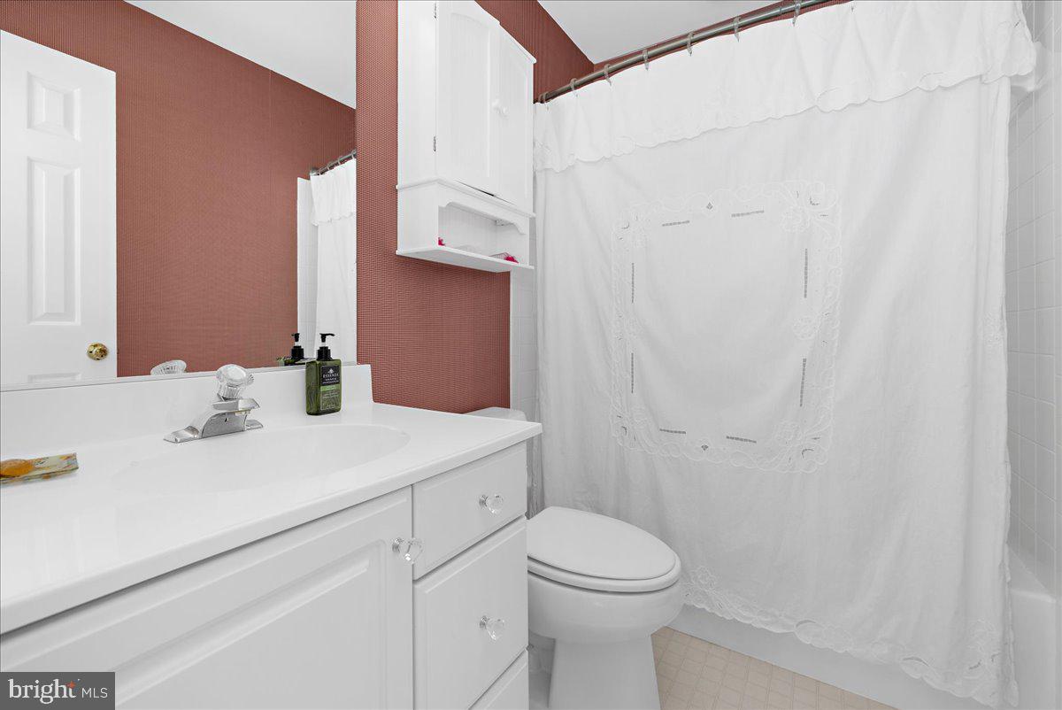 147 Longfellow Dr
