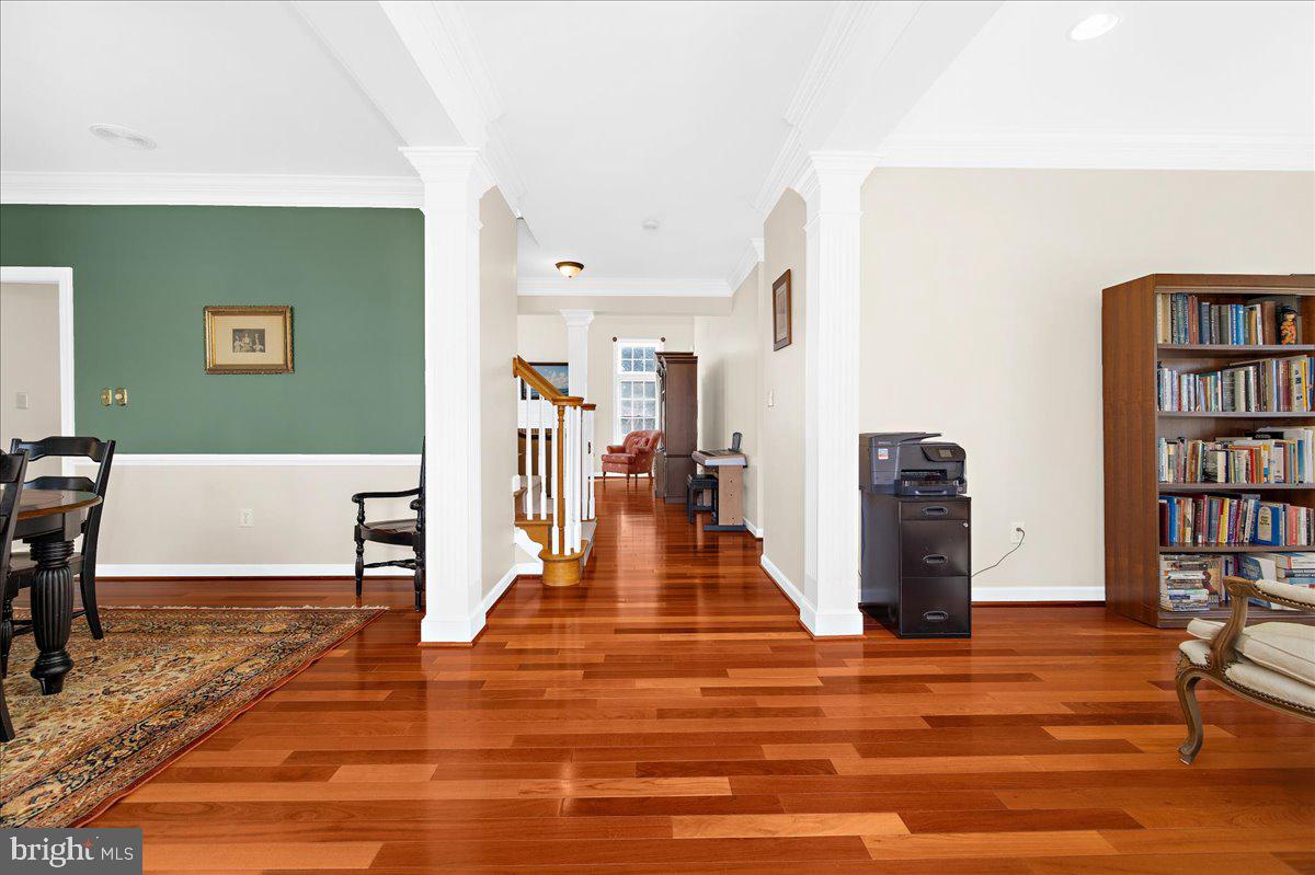 147 Longfellow Dr
