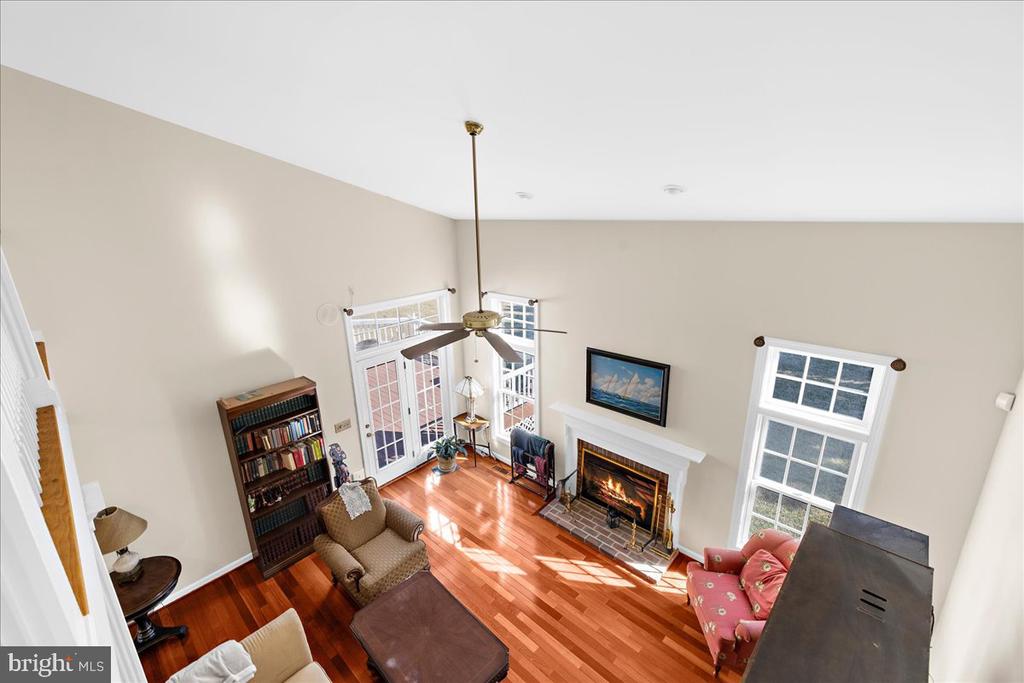 147 Longfellow Dr