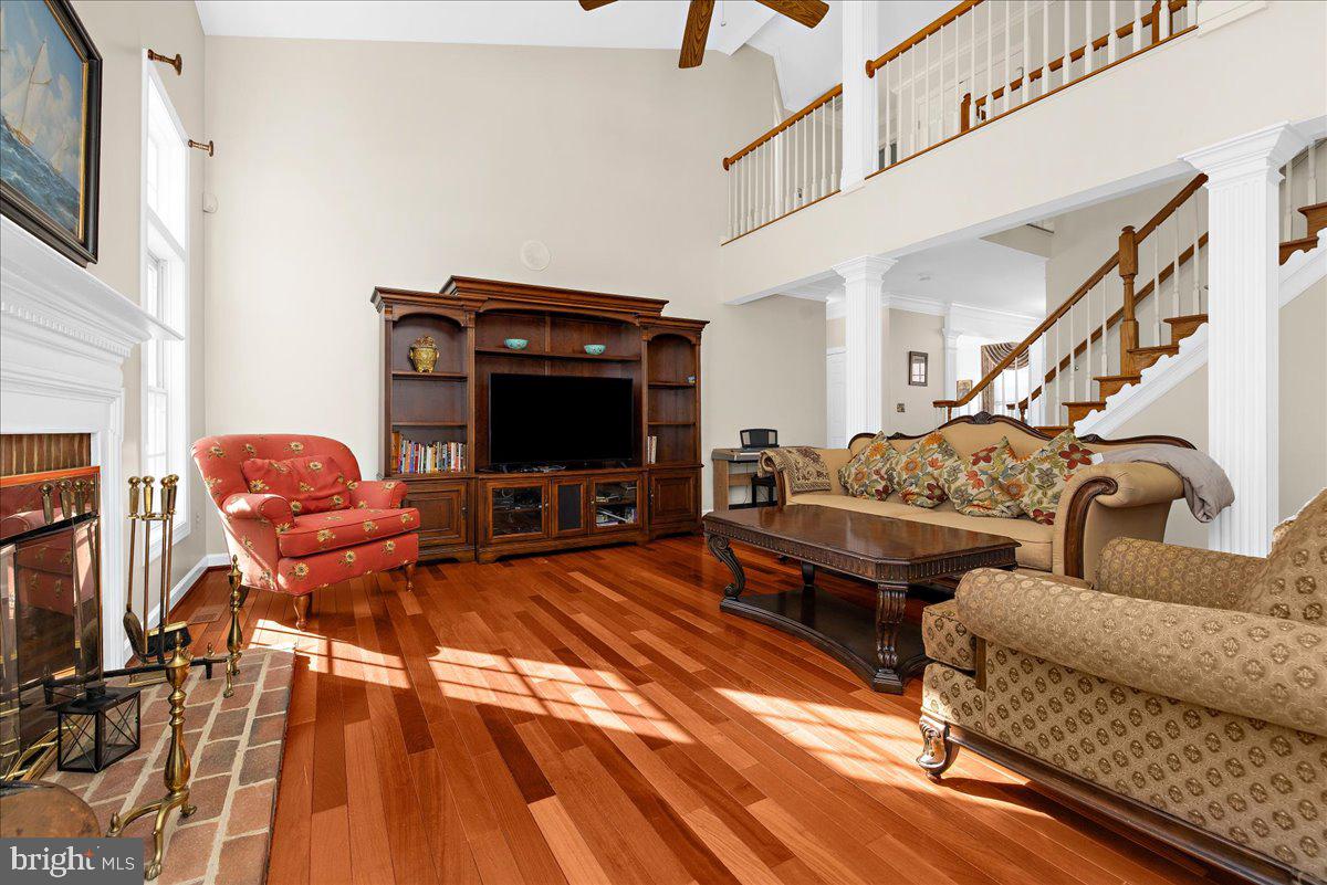 147 Longfellow Dr