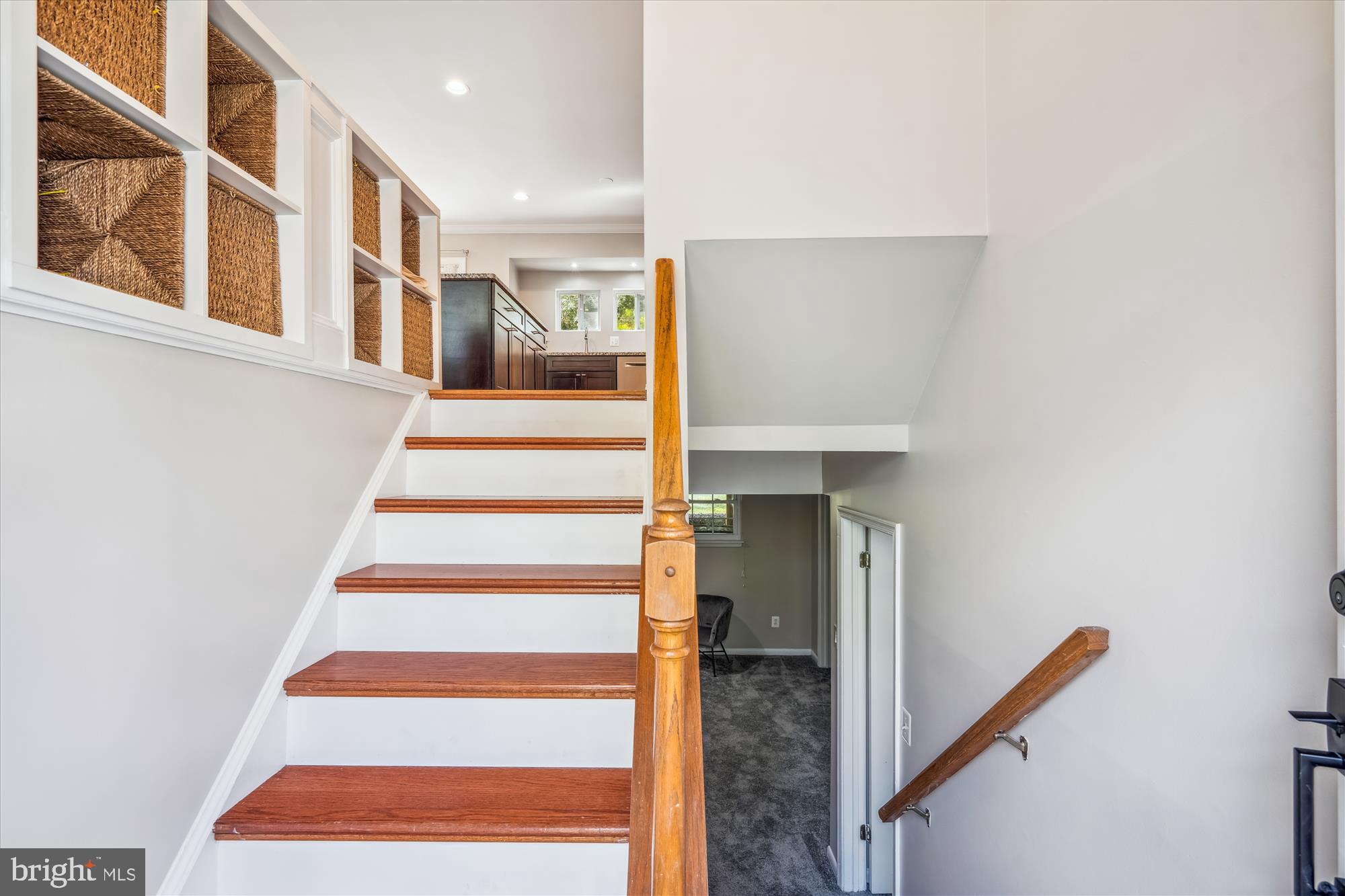 61 Barrensdale Dr